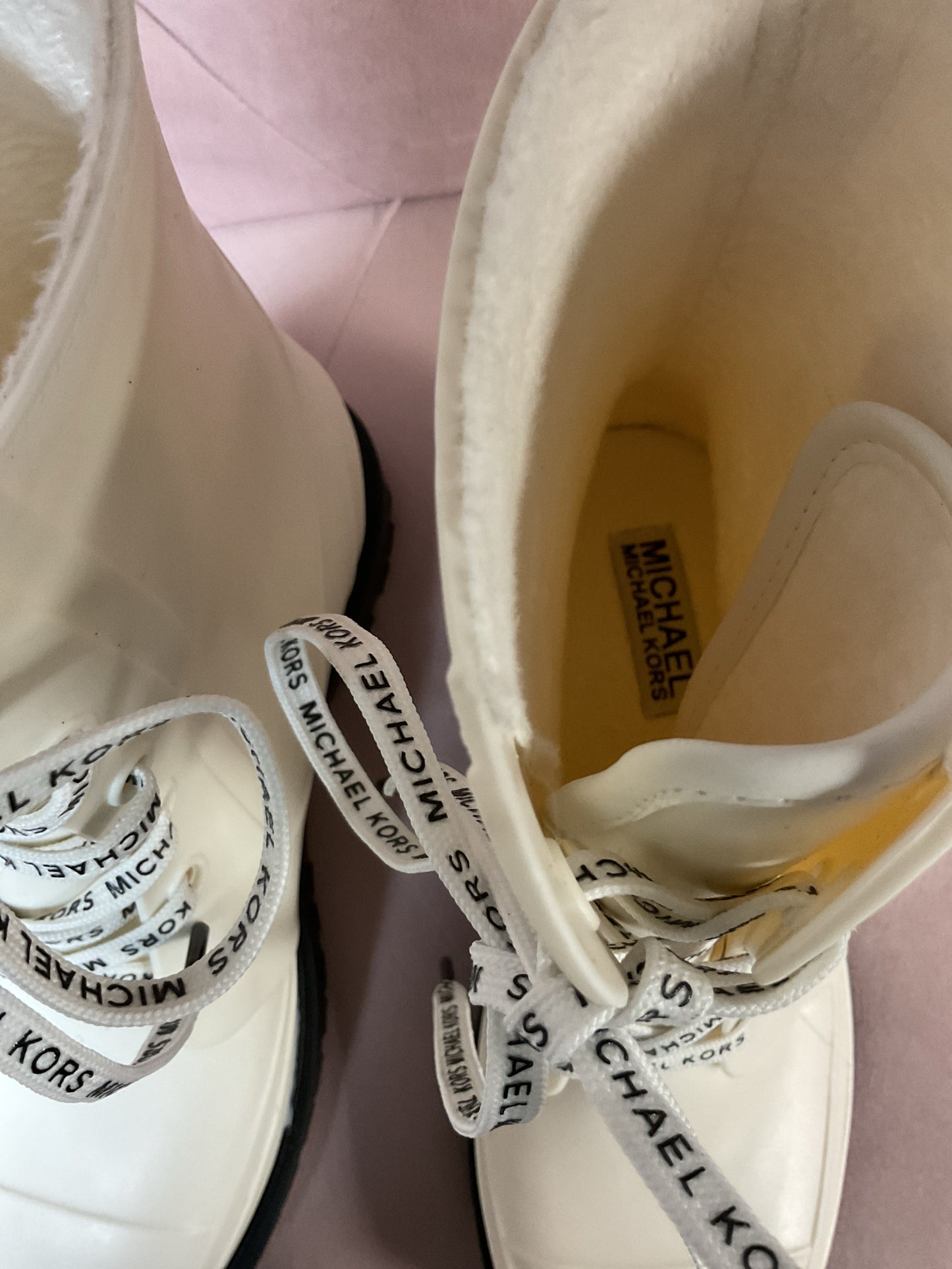 Michael Kors 8 White Boots