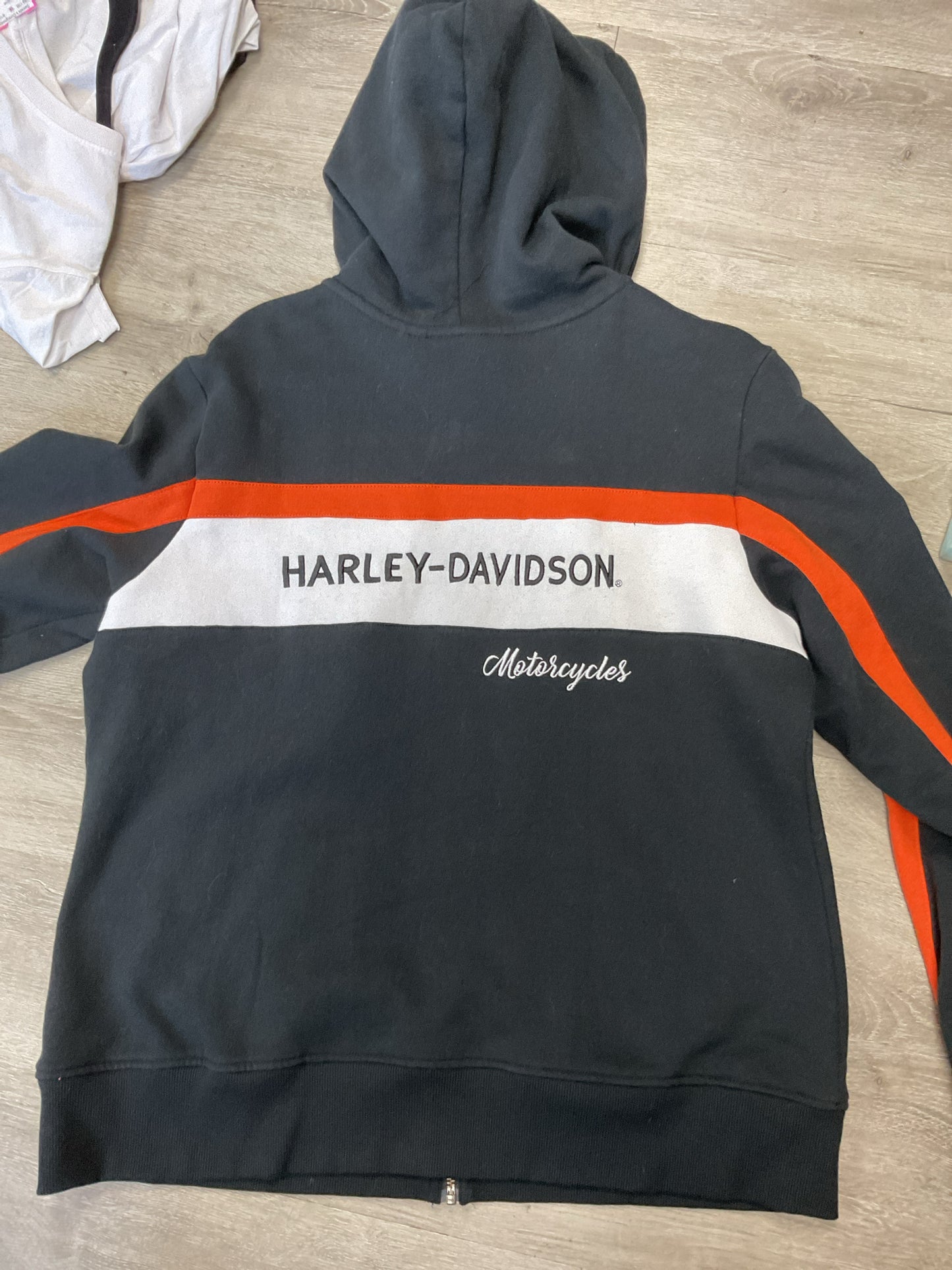 Harley Davidson Size XL Black Sweatshirt laides zip hoodie with patches