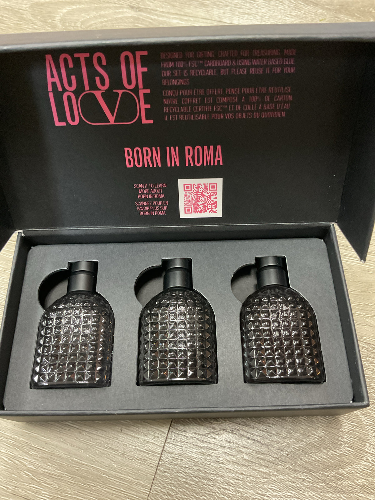 perfume mini trio fragrance set retails for $39