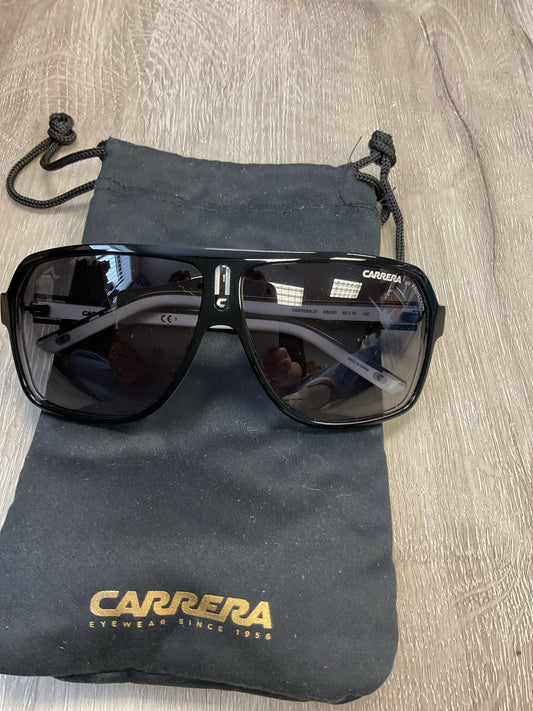 Carrera Sunglasses men's navigator in black crystal frame and case