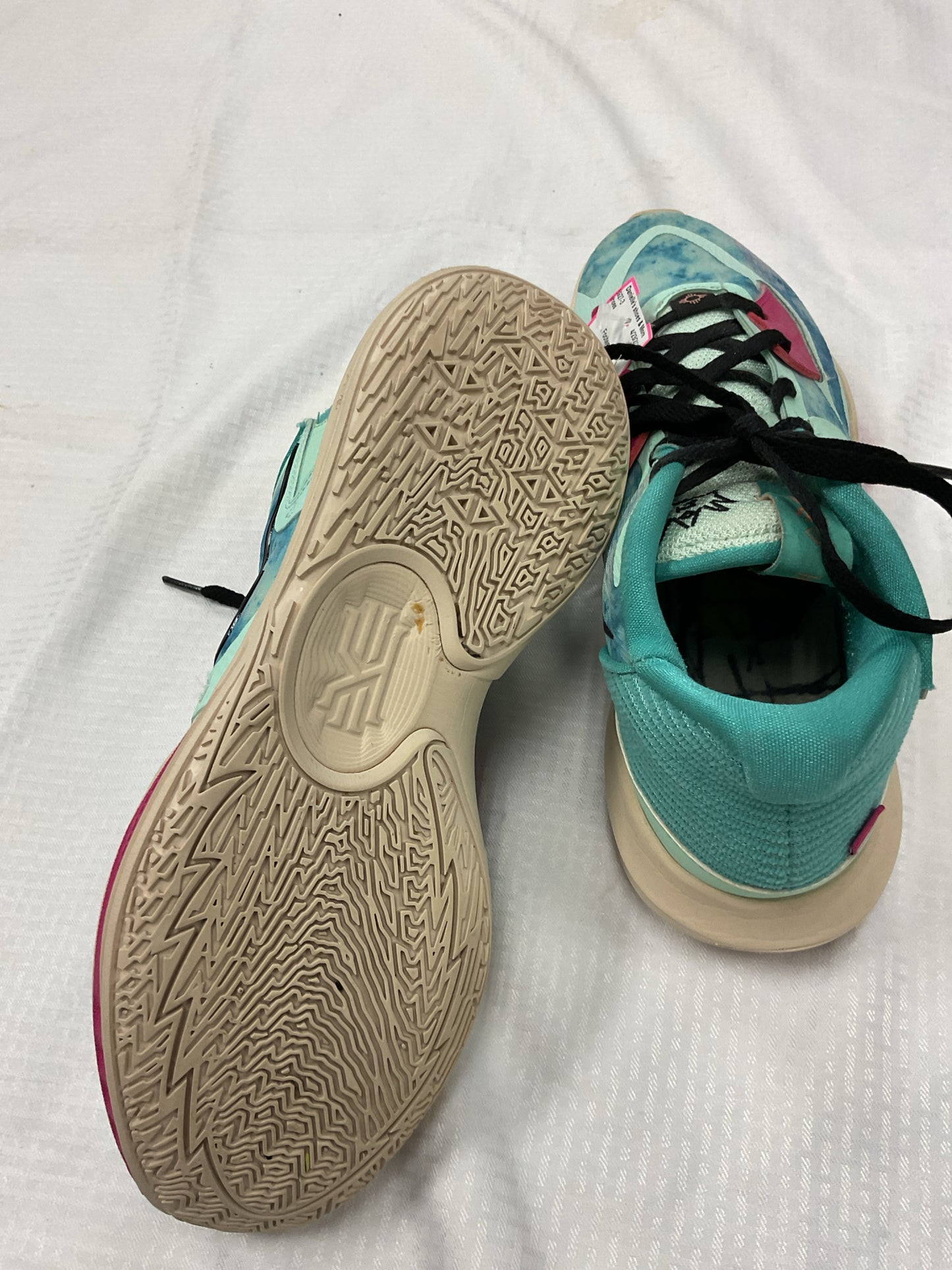 Nike 9 Aqua shoes