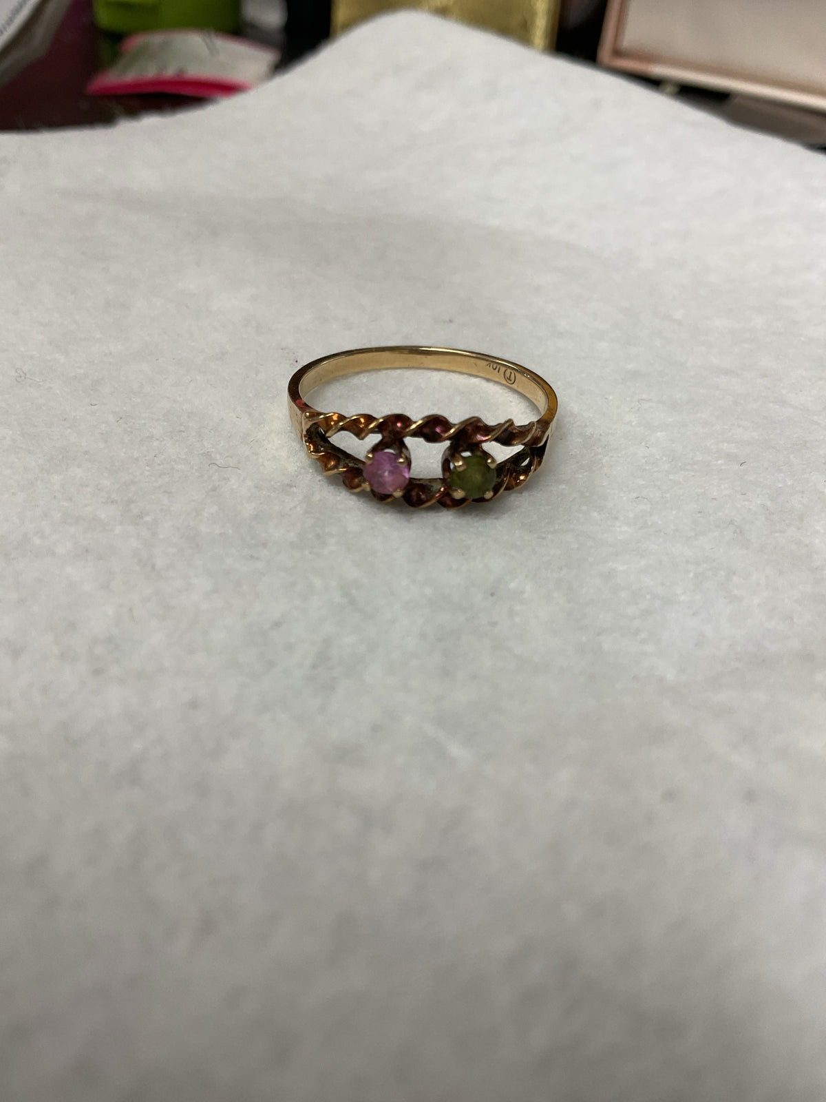 10K Ring rose gold pink and green gems size 9