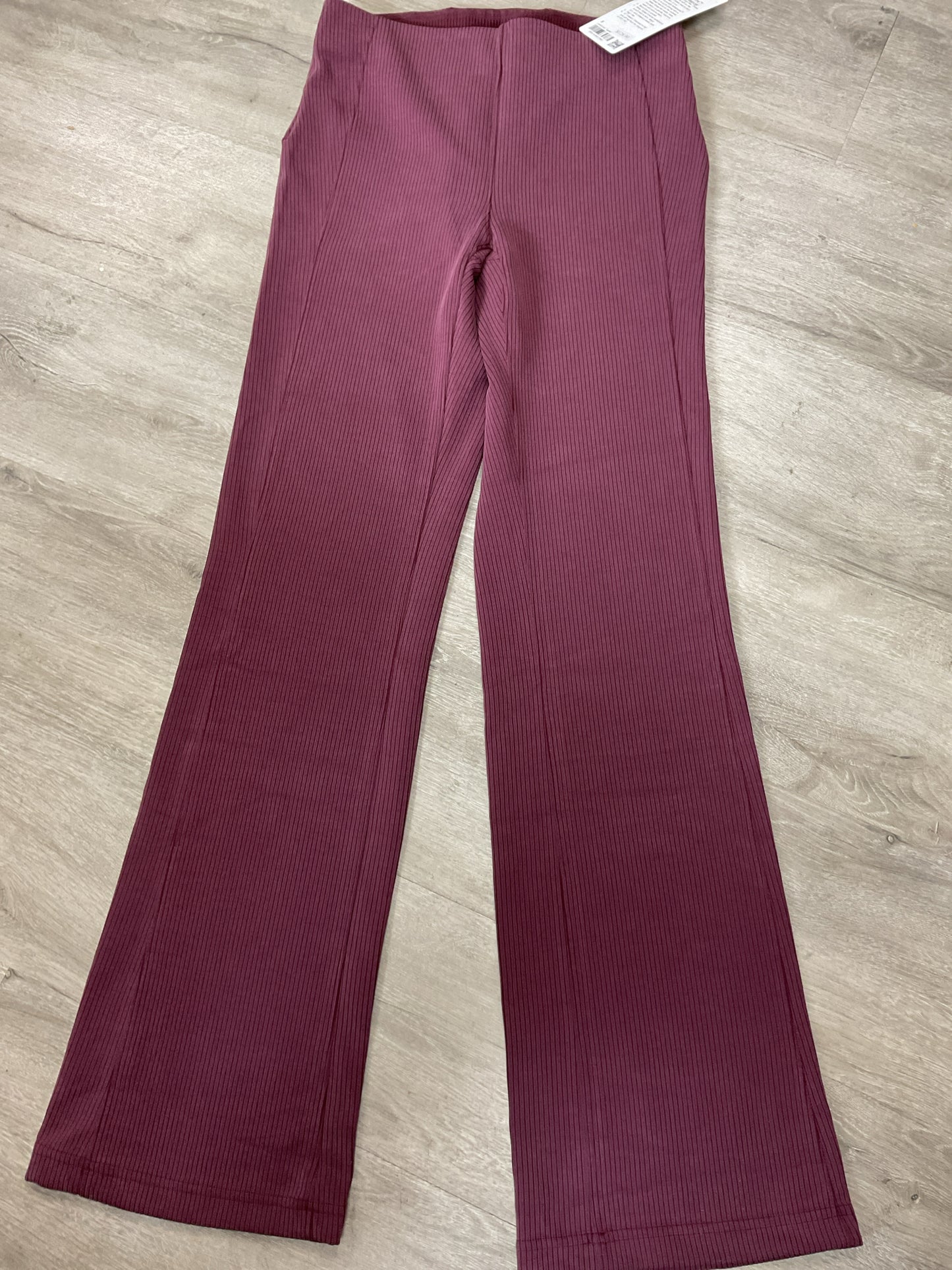 Lululemon Size 8 Burgundy Pants NWT ribbed softstreme flared pant LONG