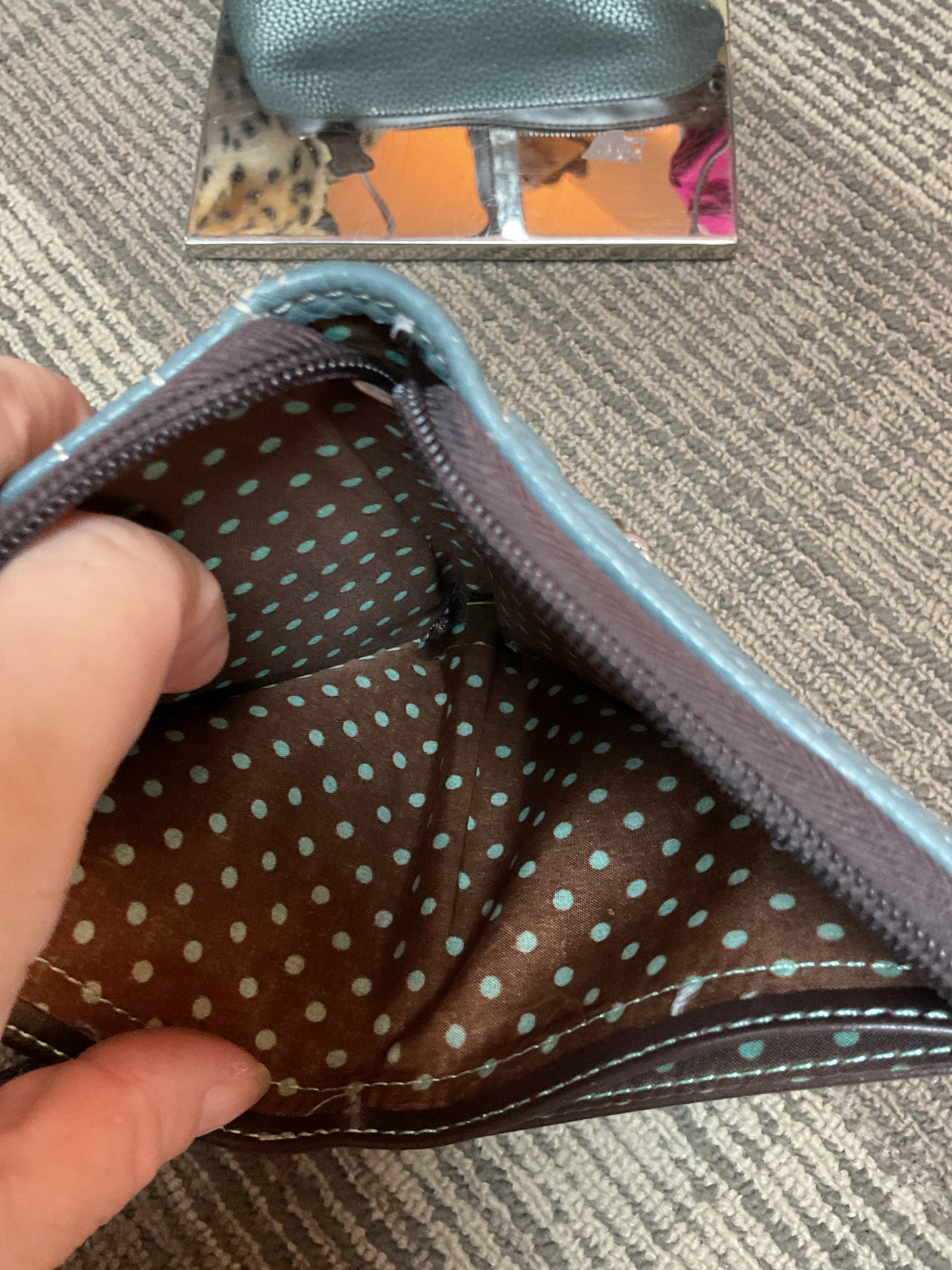 Chala Purse Husky crossbody with matching wallet