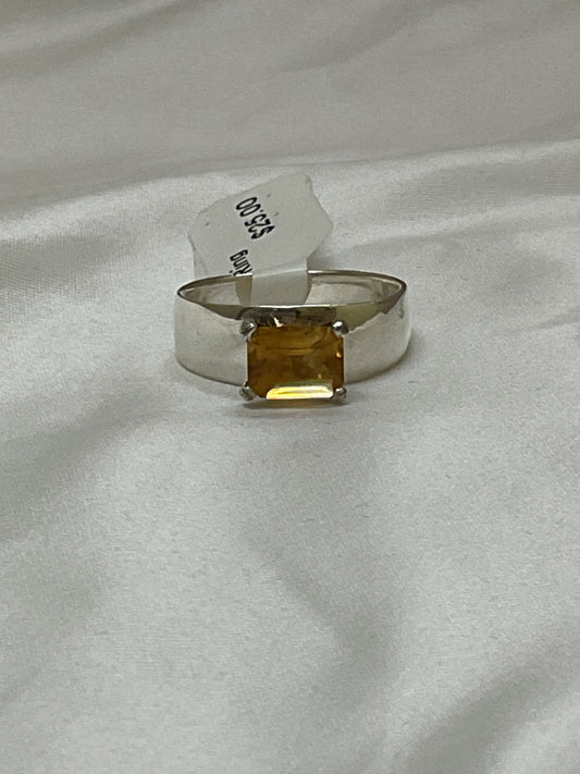 925 Sterling Ring yellow citrine solitaire size 8.5