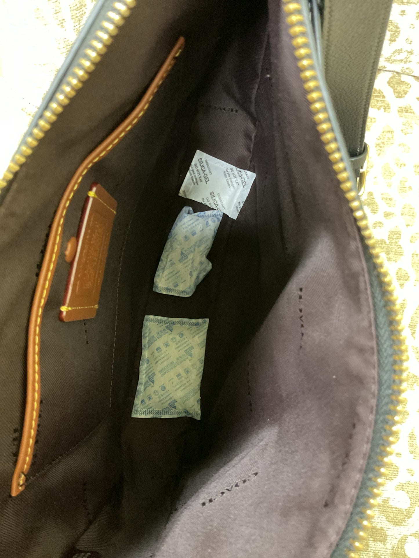 coach Purse Chaise Black Polished Pebbled Leather Crossbody Purse # C8483 MINT