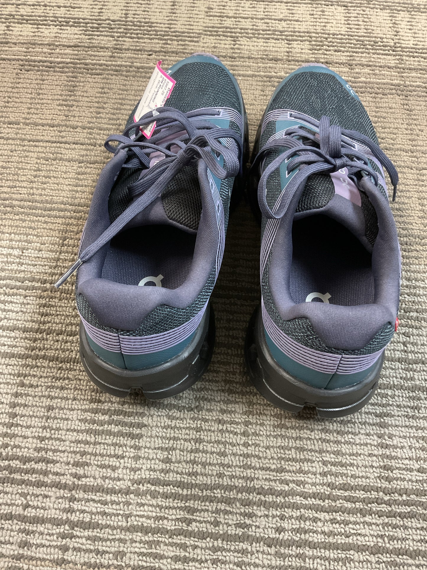 ON RUNNING 8 Blue shoes NEW