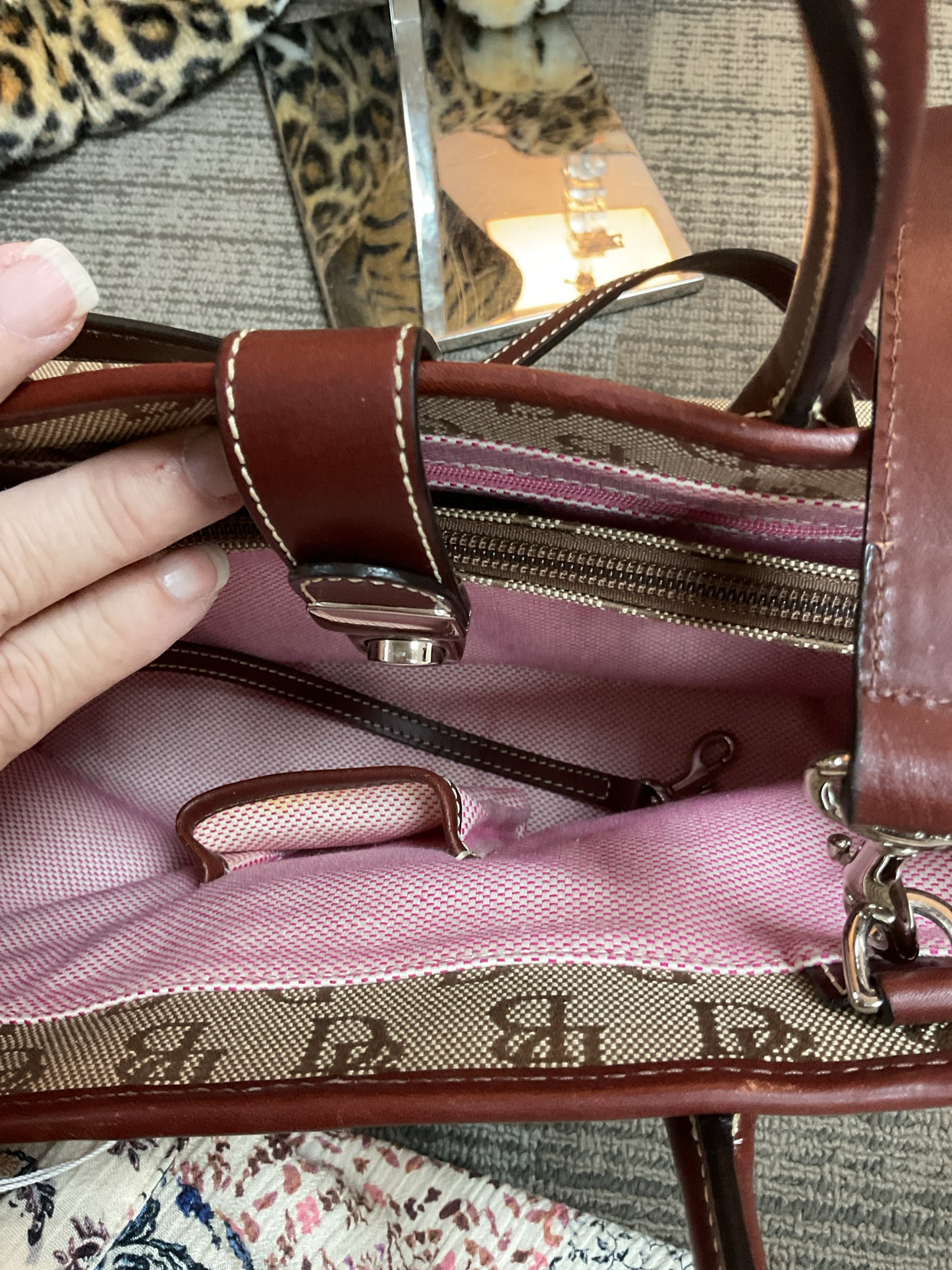 Dooney & Bourke Purse