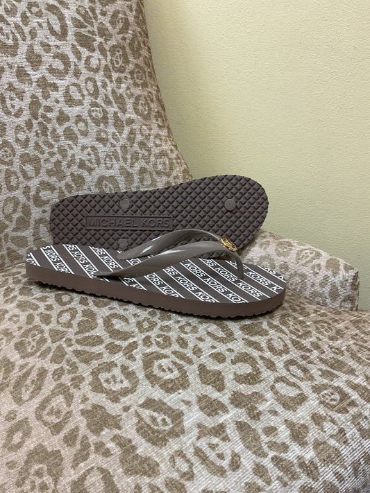 Michael Kors 10 Taupe Sandals