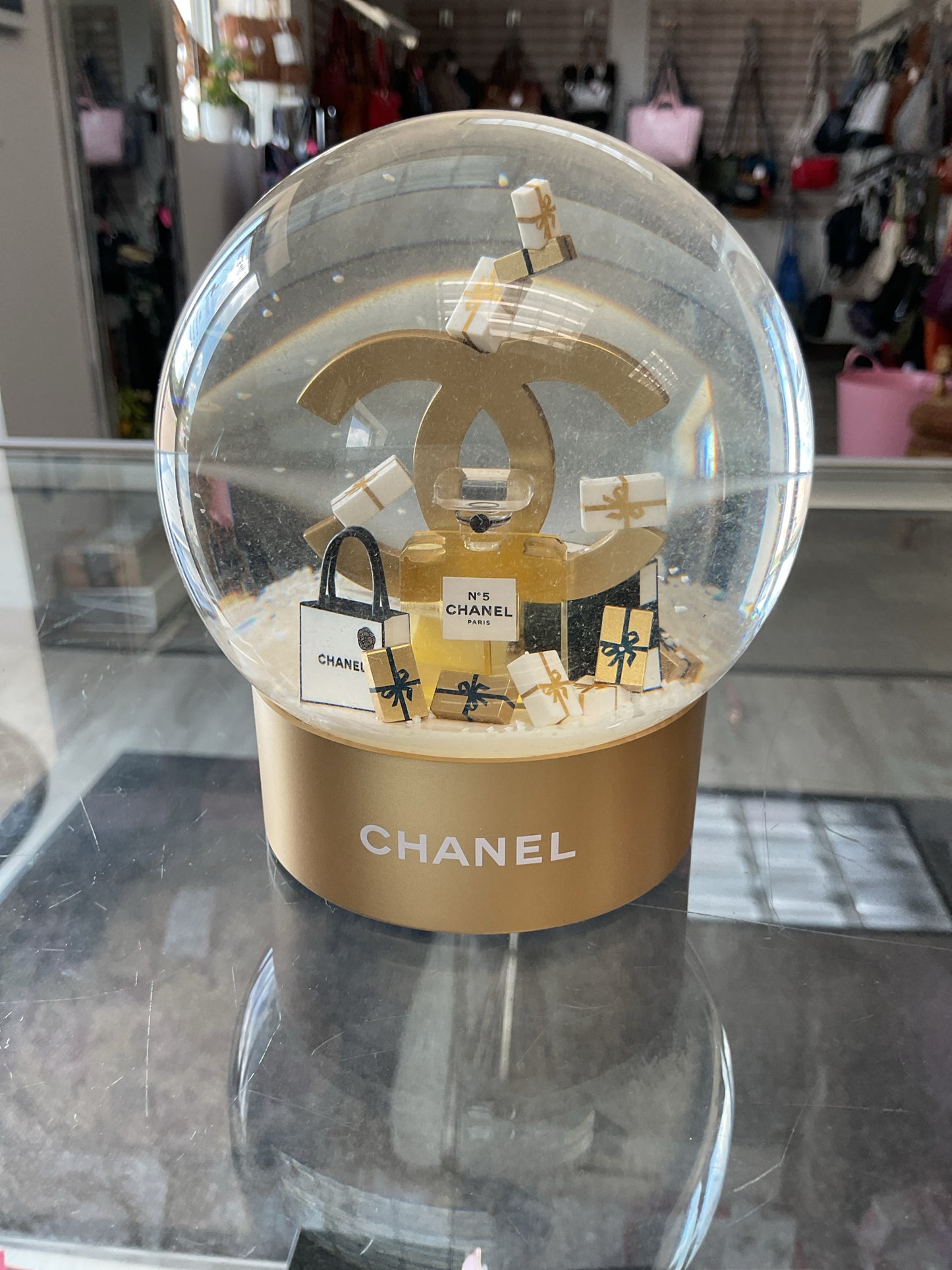 Chanel Misc. Limited edition snow globe CC logo and presents