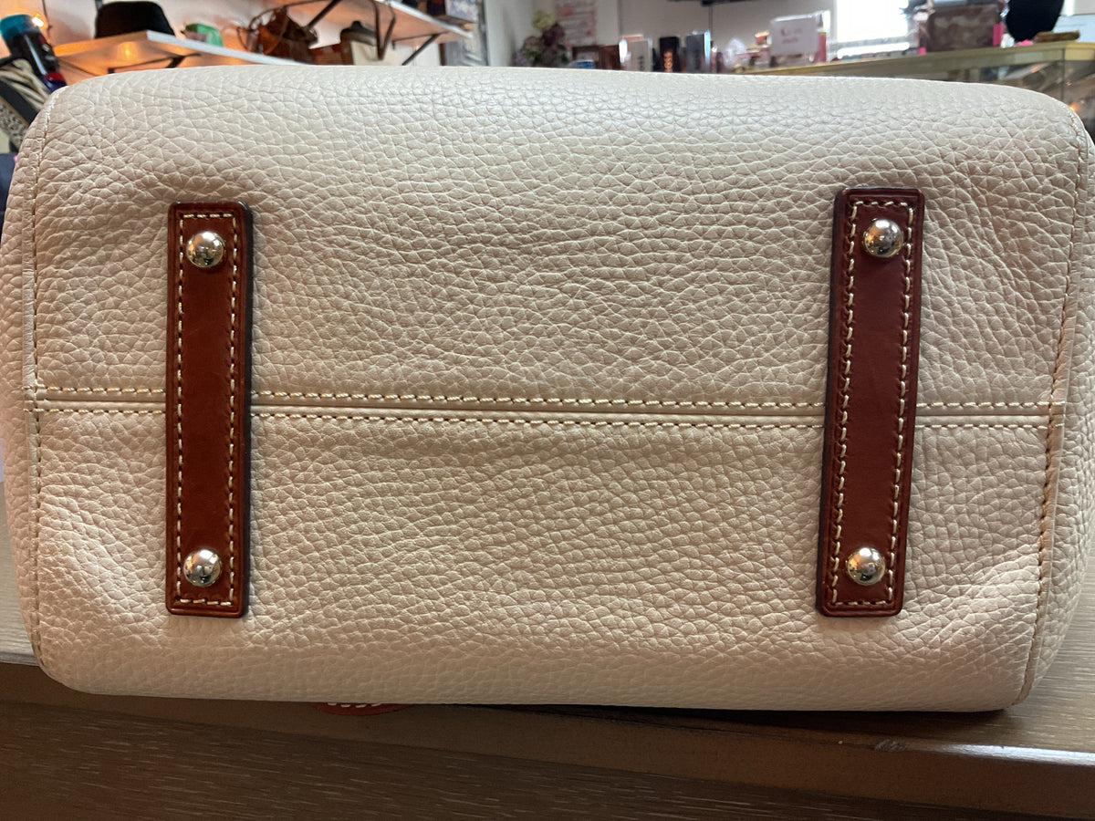 Dooney & Bourke Purse side pocket shopper pebbled leather tote Ivory & brown