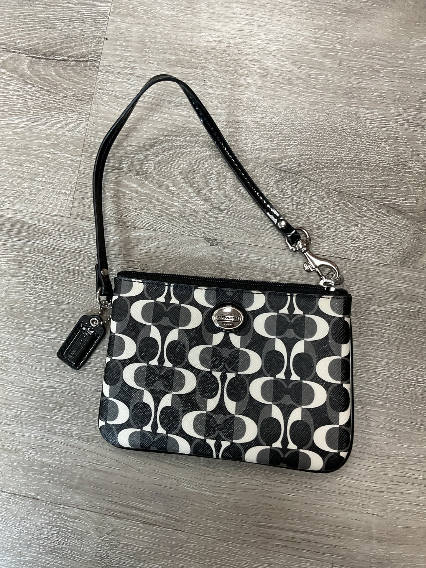 coach Purse vintage gry black and white signiture wristlet