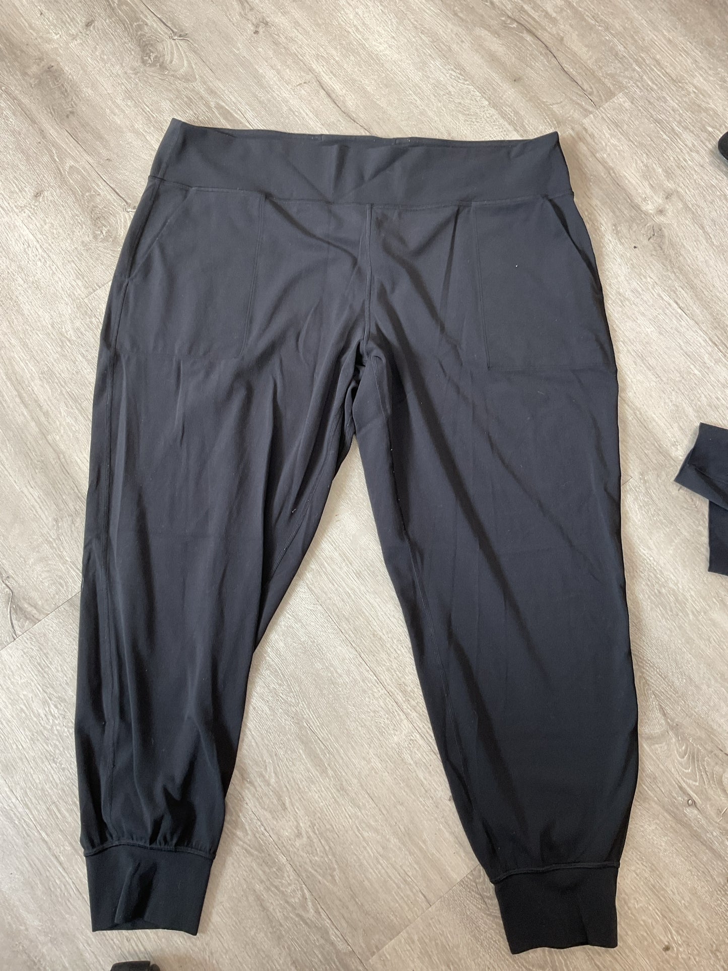 Lululemon Size 20 Black Pants