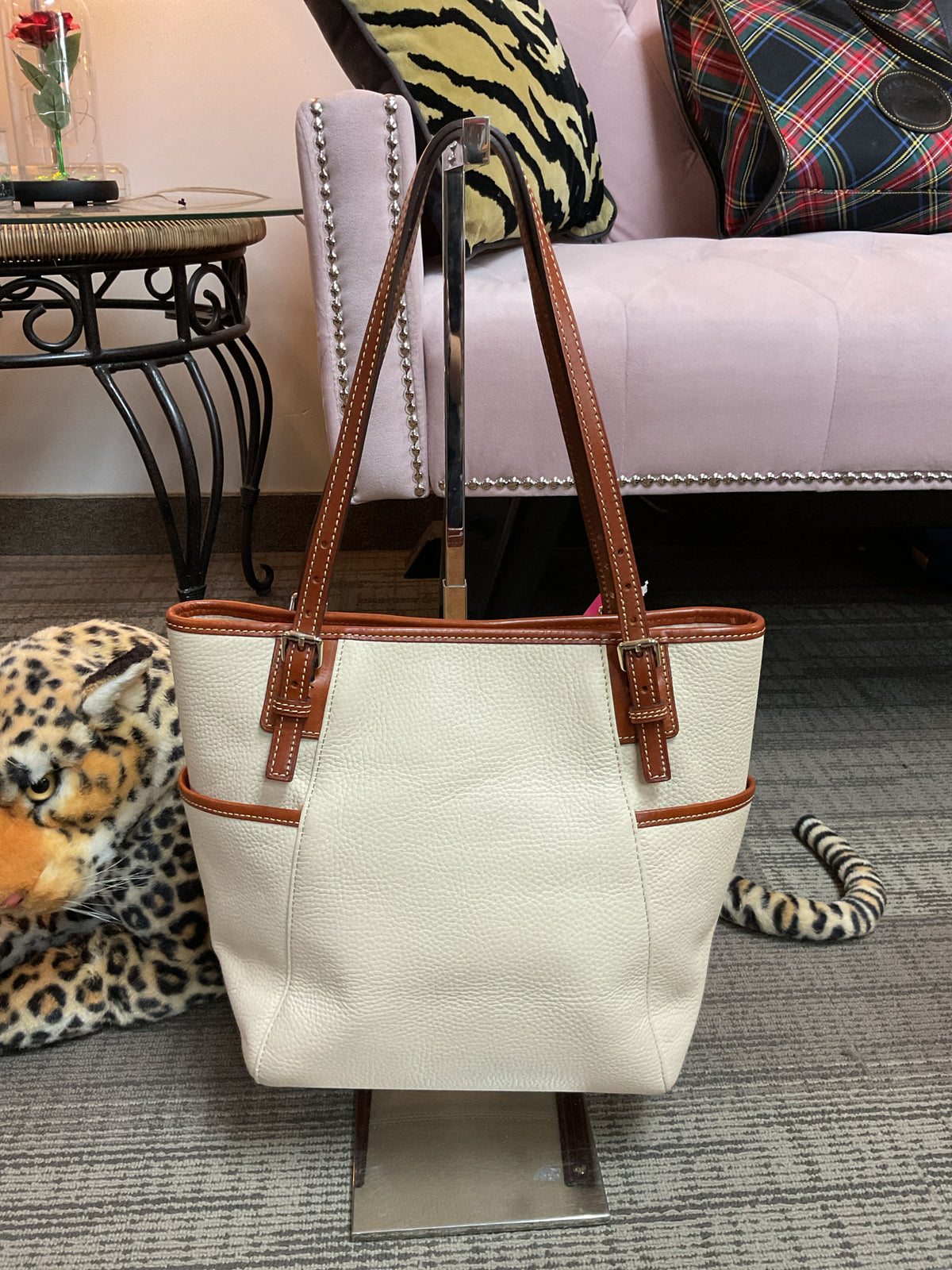 Dooney & Bourke Purse side pocket shopper pebbled leather tote Ivory & brown