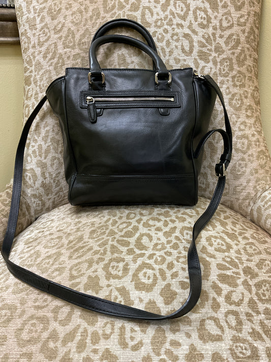 coach Purse black leather 2 way crossbody silver hardwarre & tassels