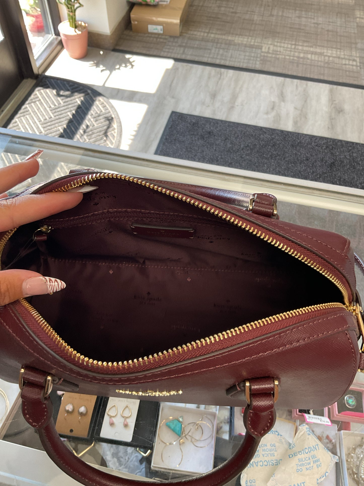 Kate Spade Purse medium burgundy satchel crossbody like new.