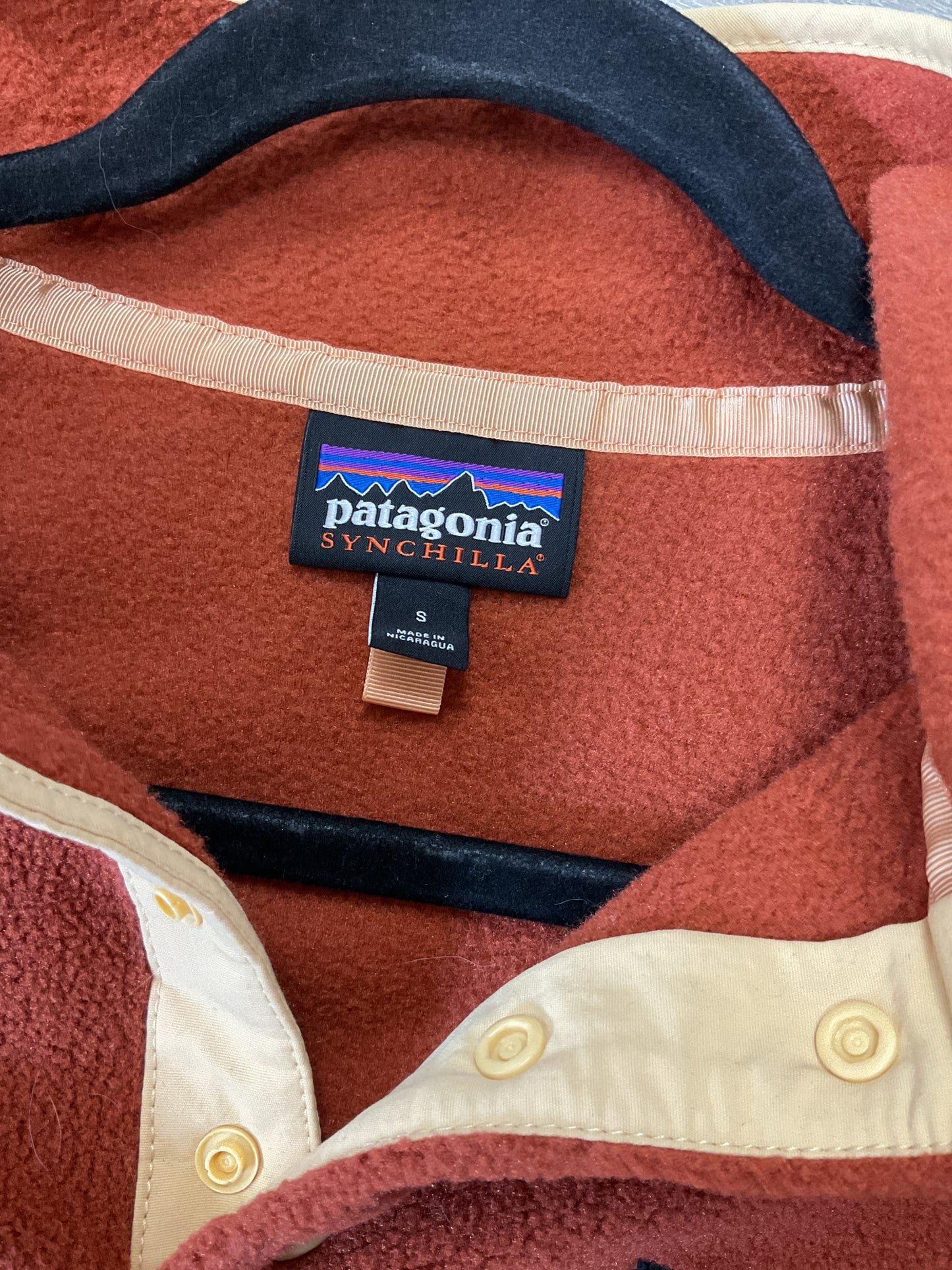 Size S patagonia Rust Sweatshirt