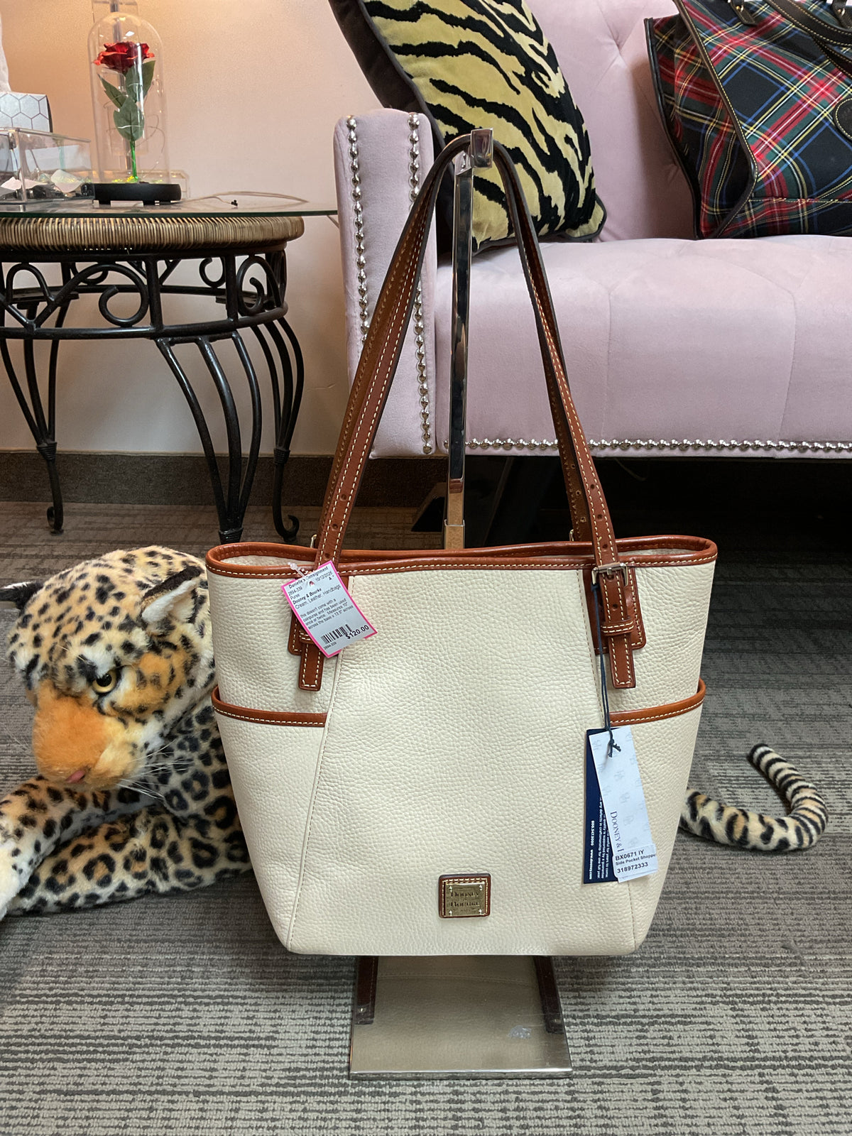 Dooney & Bourke Purse side pocket shopper pebbled leather tote Ivory & brown
