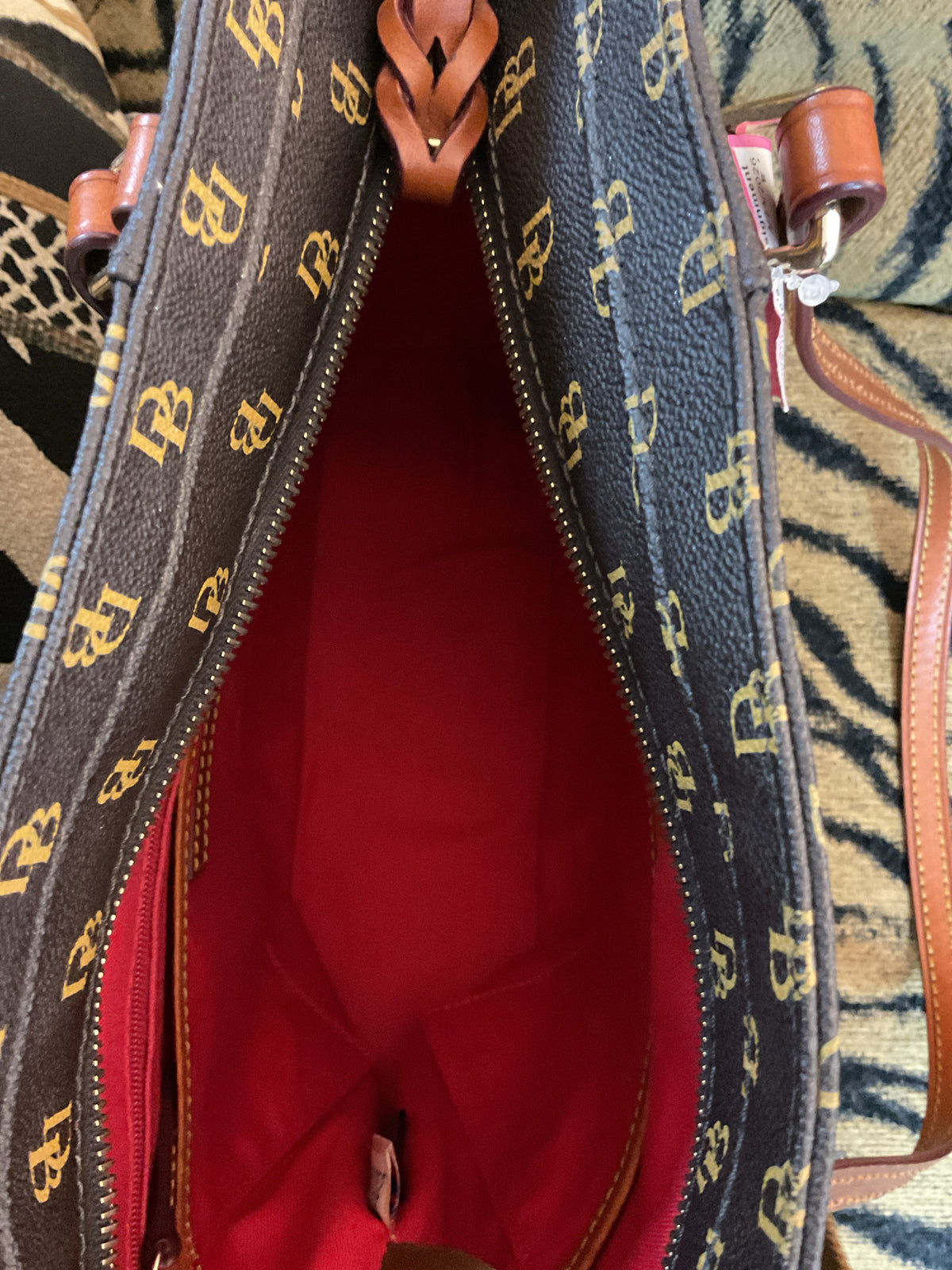 Dooney & Bourke Purse