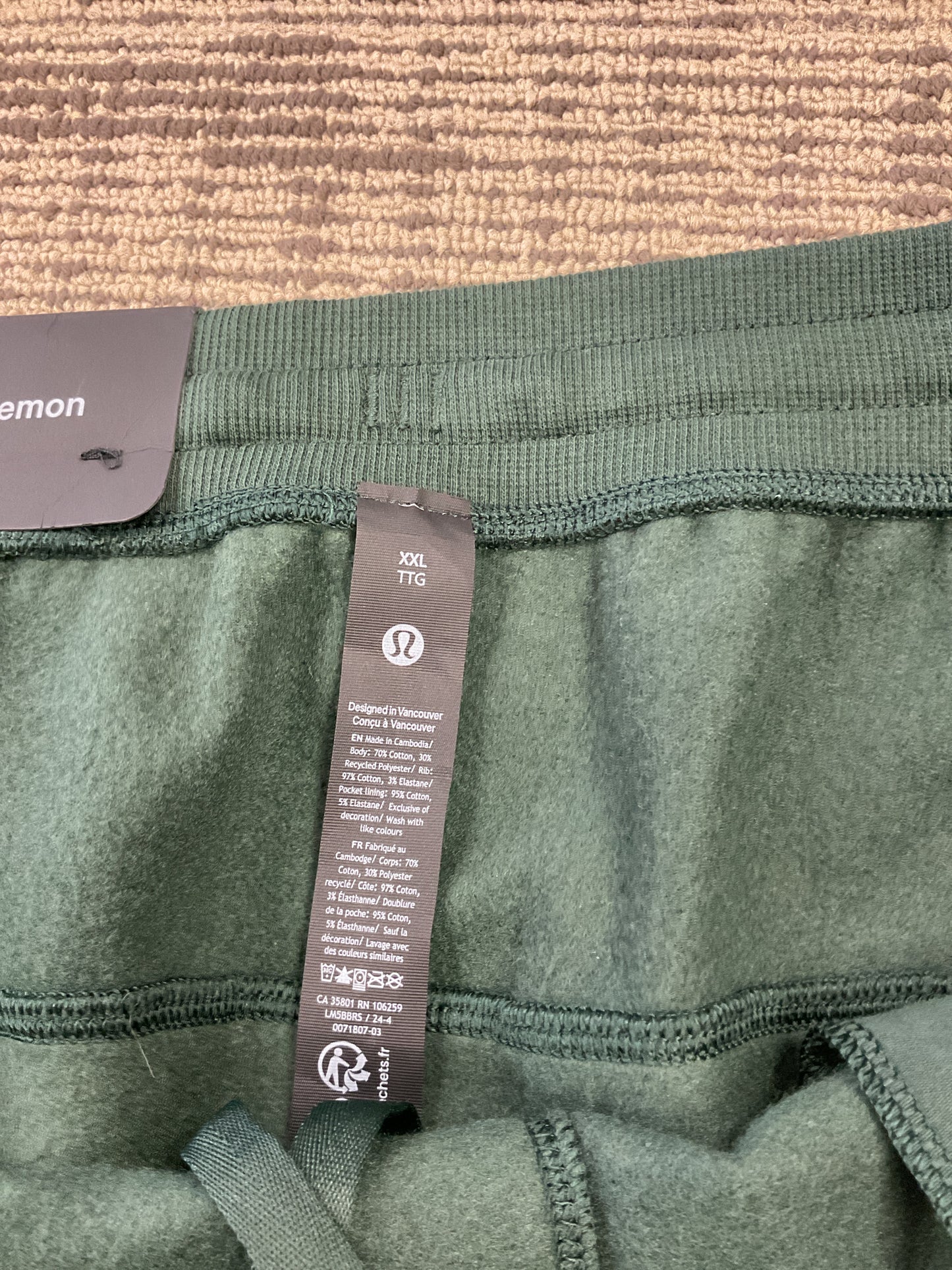 Lululemon Size XXL Green Pants