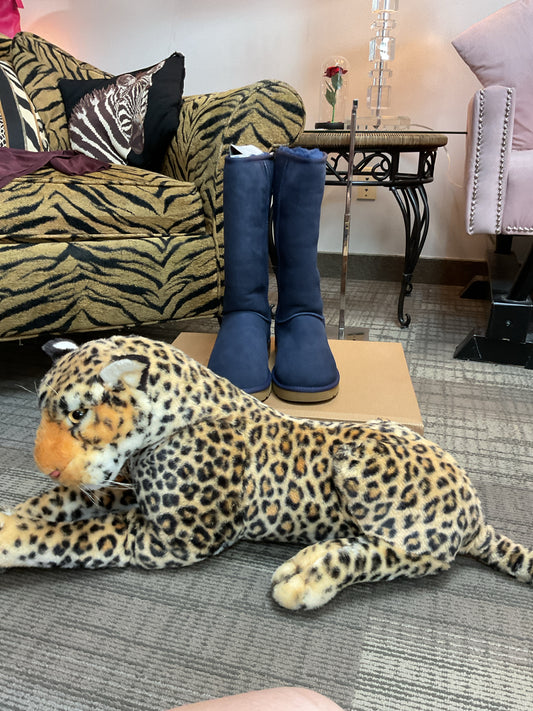 UGG 11 Blue Boots NEW in box Classic Tall sherling