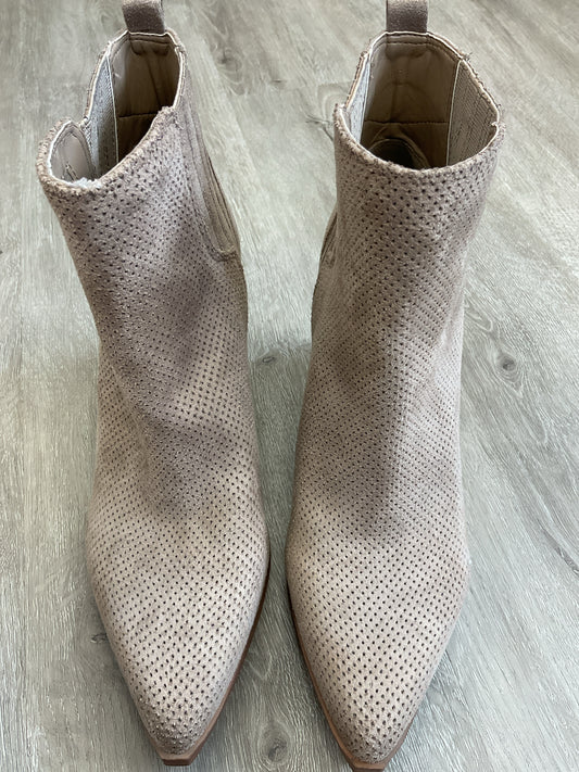 Indigo Rd. 8 Beige Boots perforated western booties slip on NEW