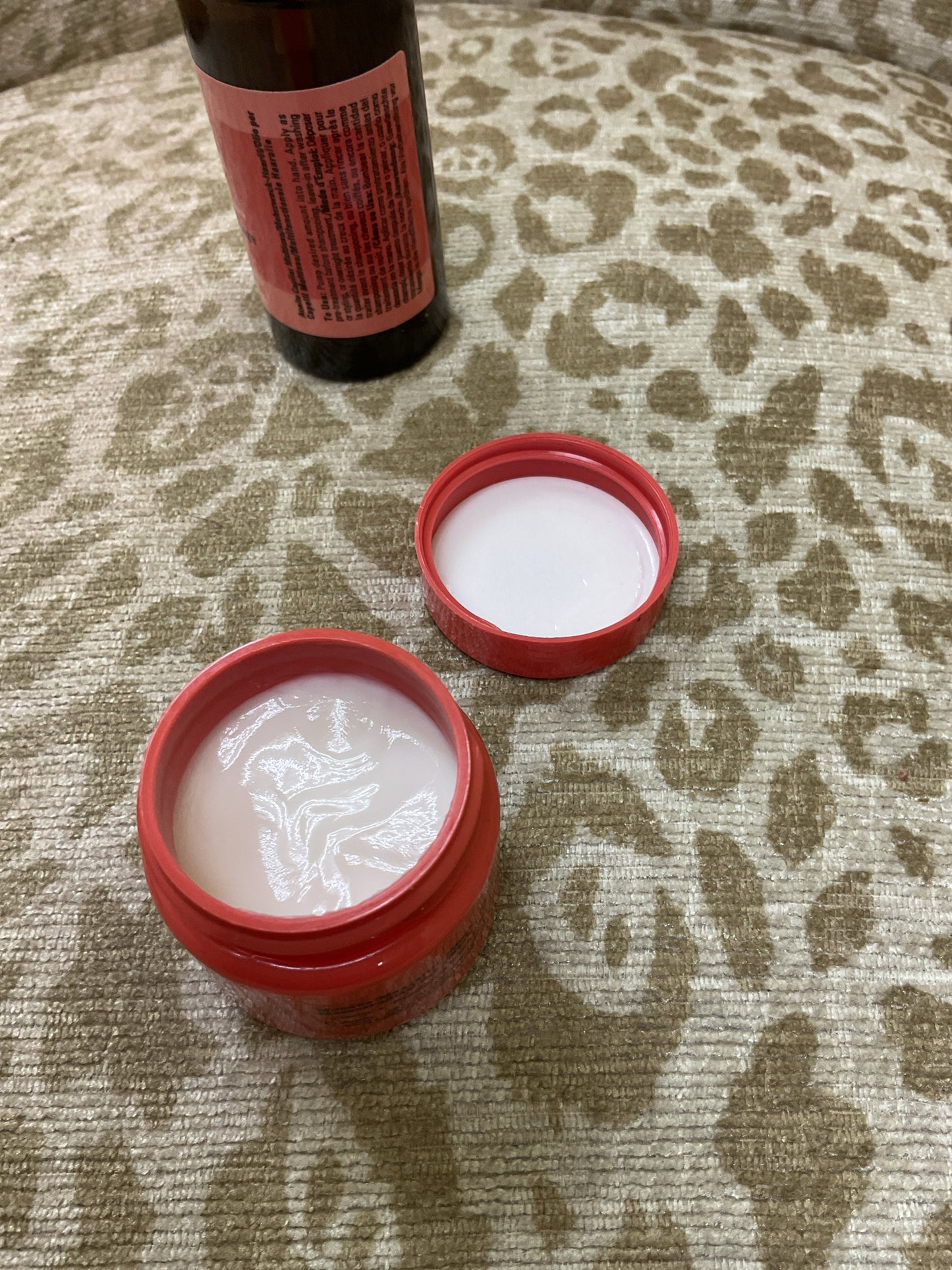 Two piece Aveda Set Cosmetics