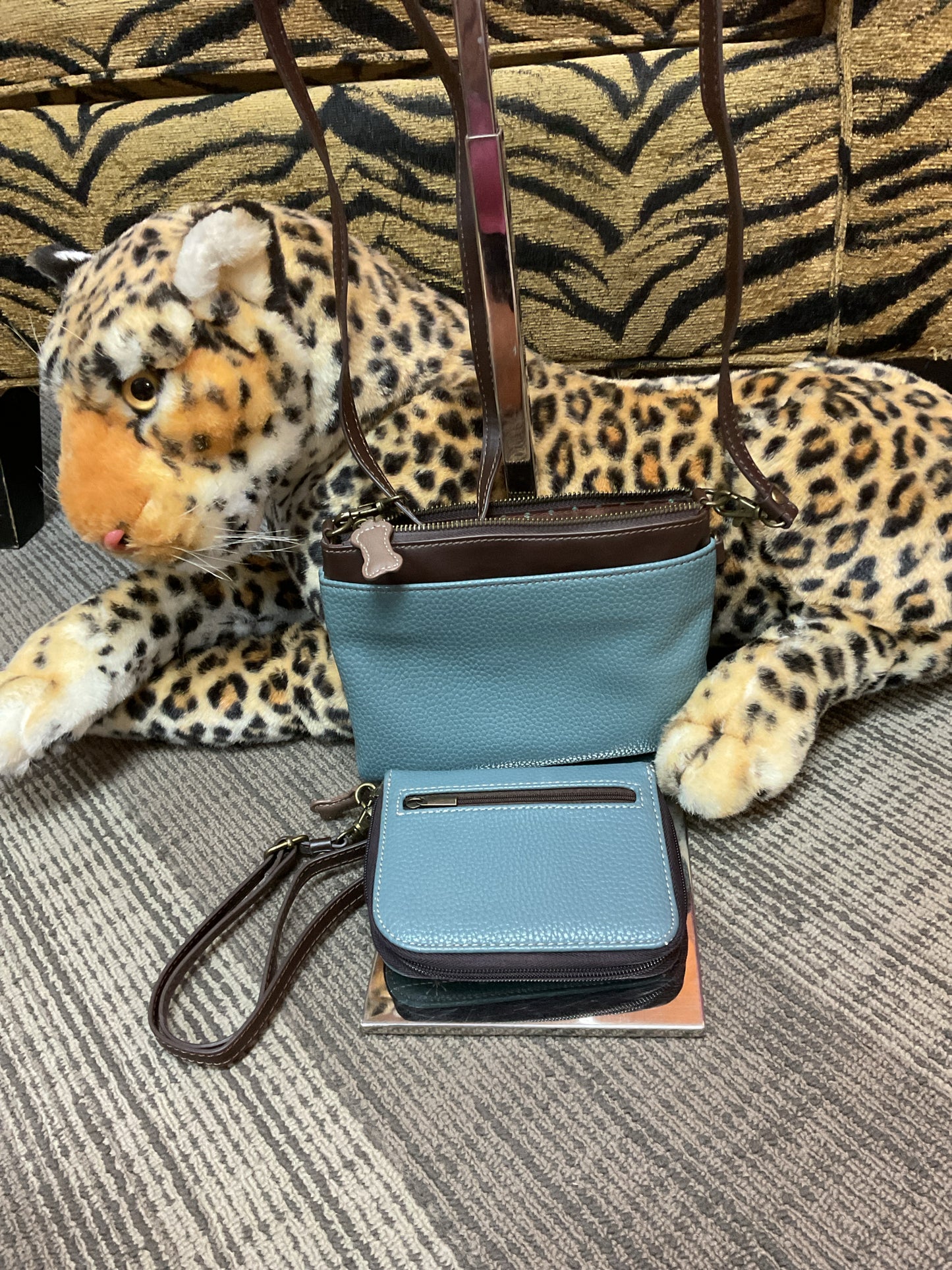 Chala Purse Husky crossbody with matching wallet