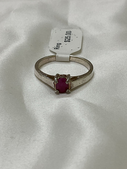 925 Sterling Ring ruby solitaire size 8