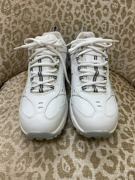 Red Wing 9 White shoes NWOB slip resistant steel toe
