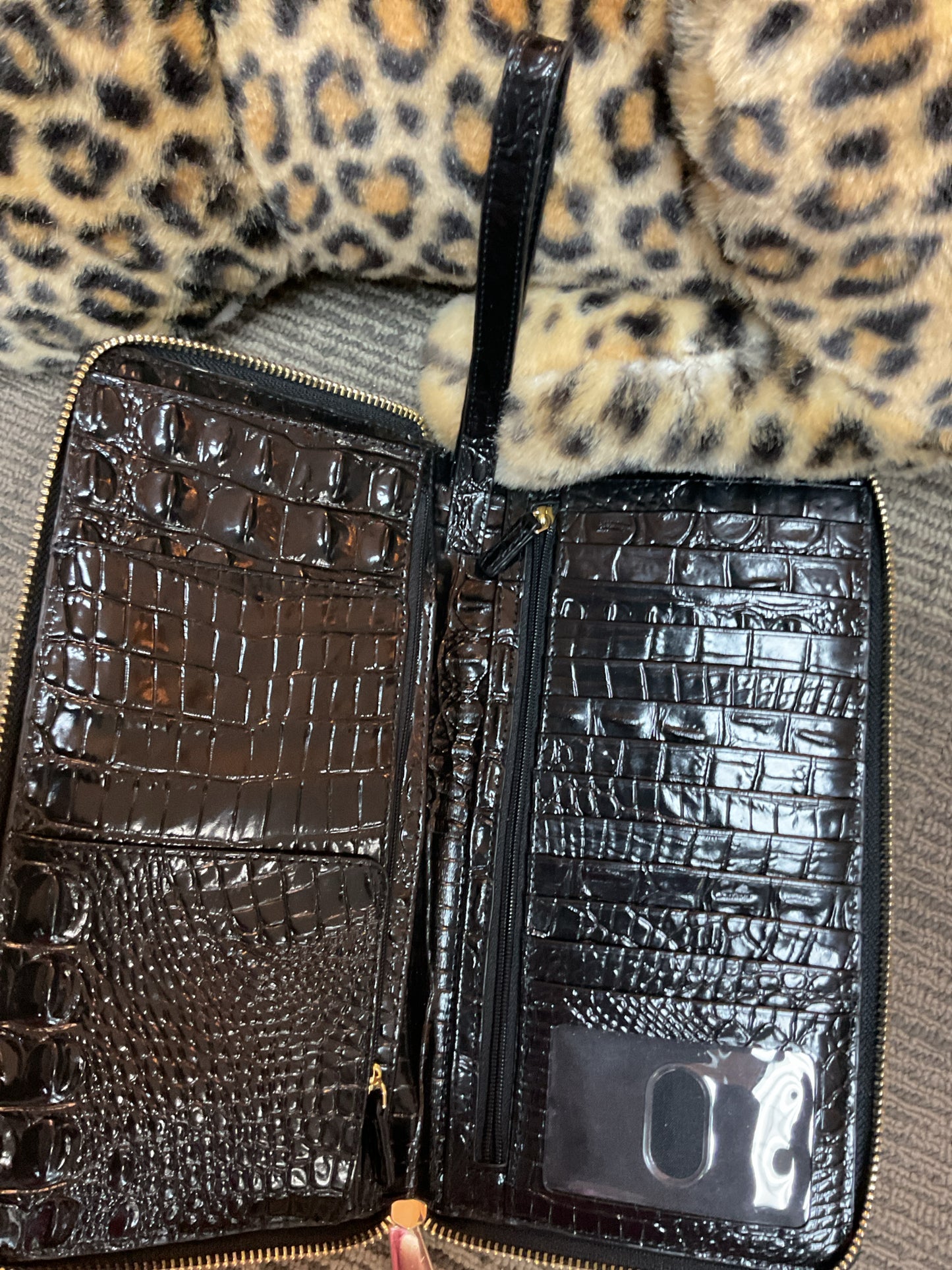 Purse Large Black Melbourne Skyler Wallet Retail $175