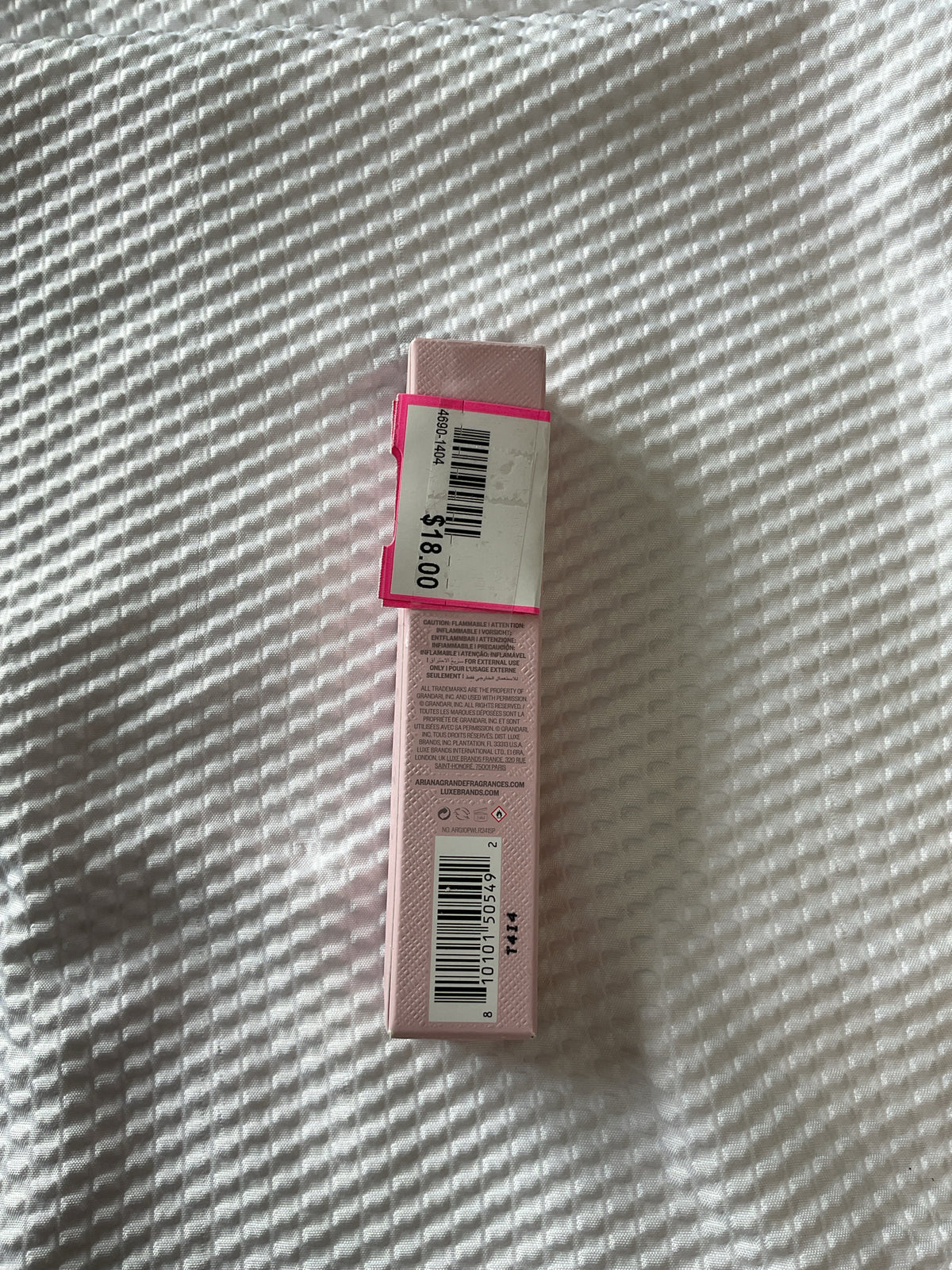 perfume Ariana Grande pink Woods travel .33oz