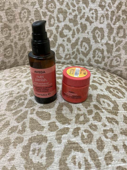 Two piece Aveda Set Cosmetics