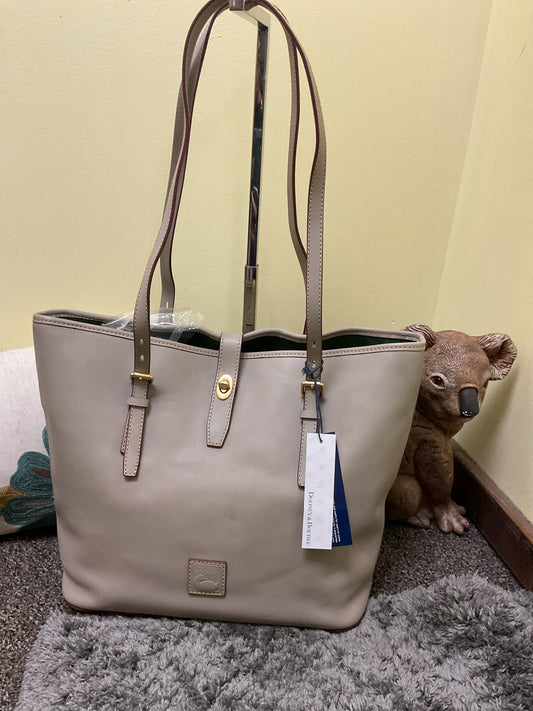 Dooney & Bourke Purse