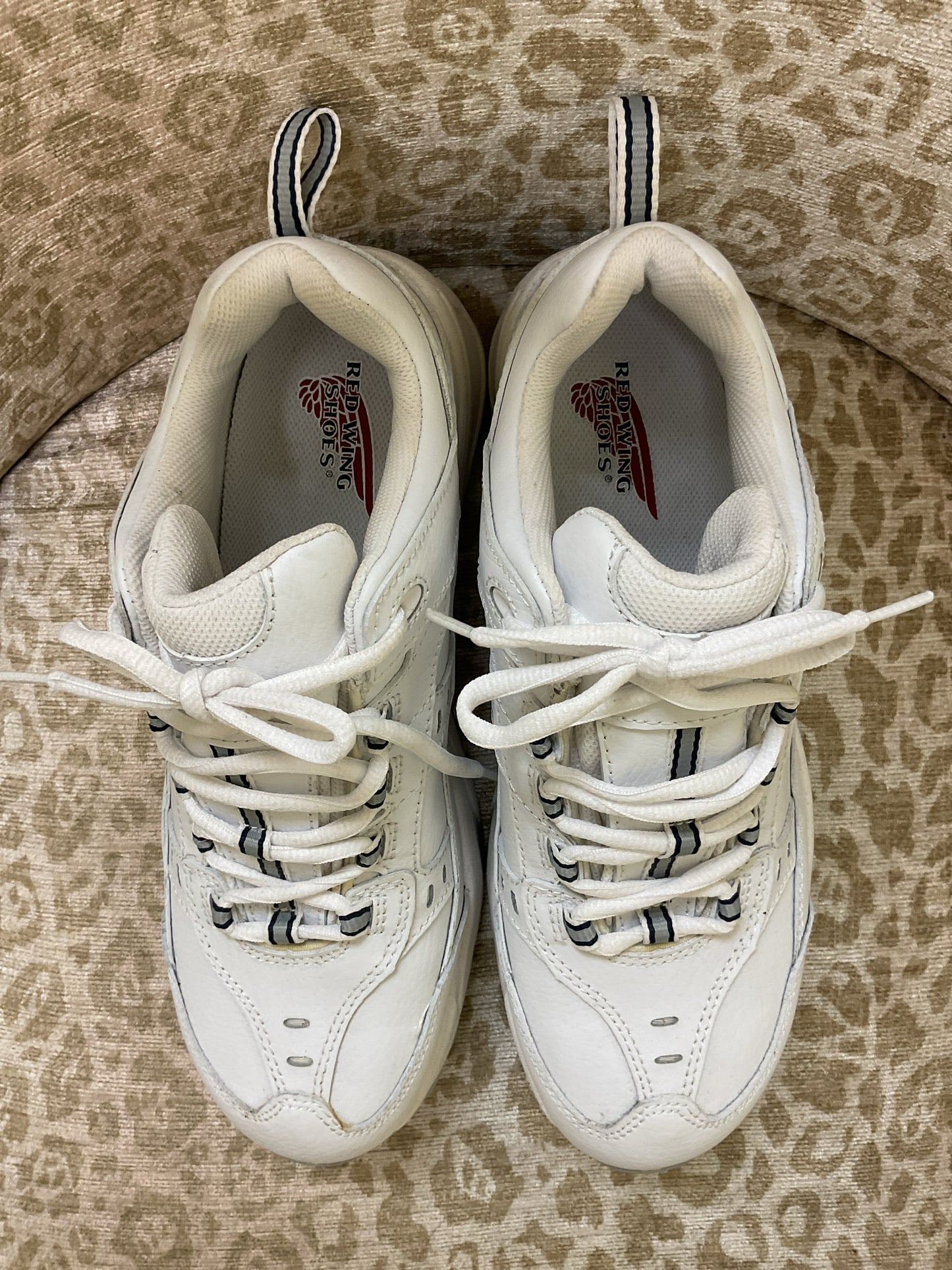 Red Wing 9 White shoes NWOB slip resistant steel toe