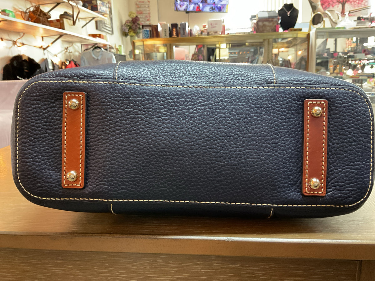 Dooney & Bourke Purse NWT small Helena shopper tote purse
