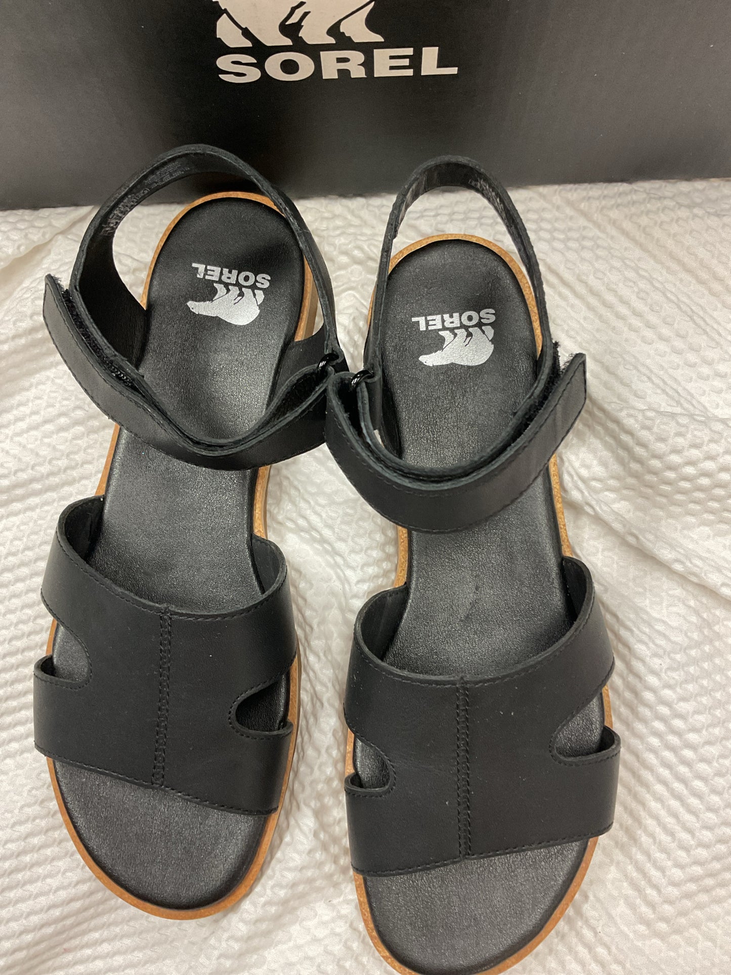 Sorel 8.5 Black Sandals New in box