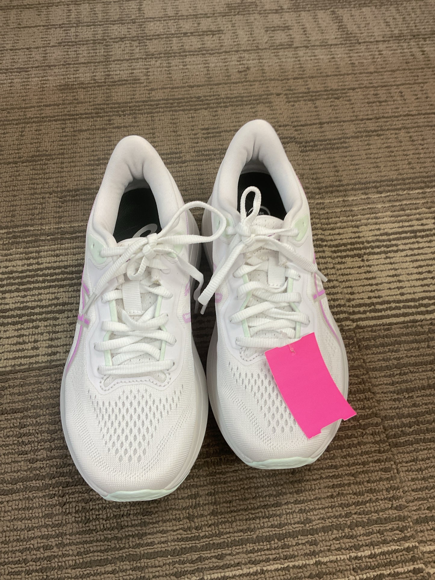 Asics 6.5 White shoes GT-1000 13 NEW ladies