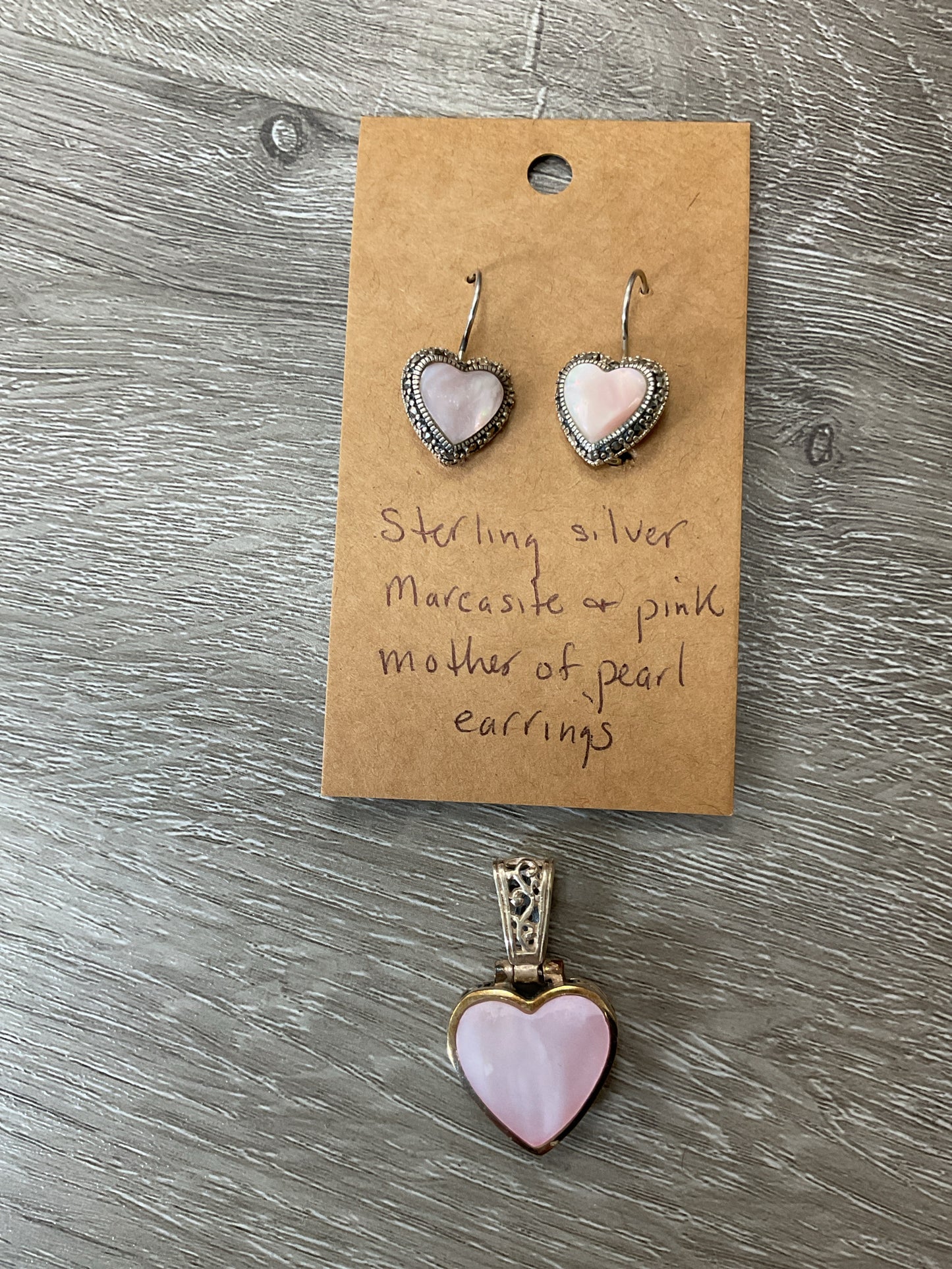 Sterling Silver Earrings pink mother of pearl set with pendant
