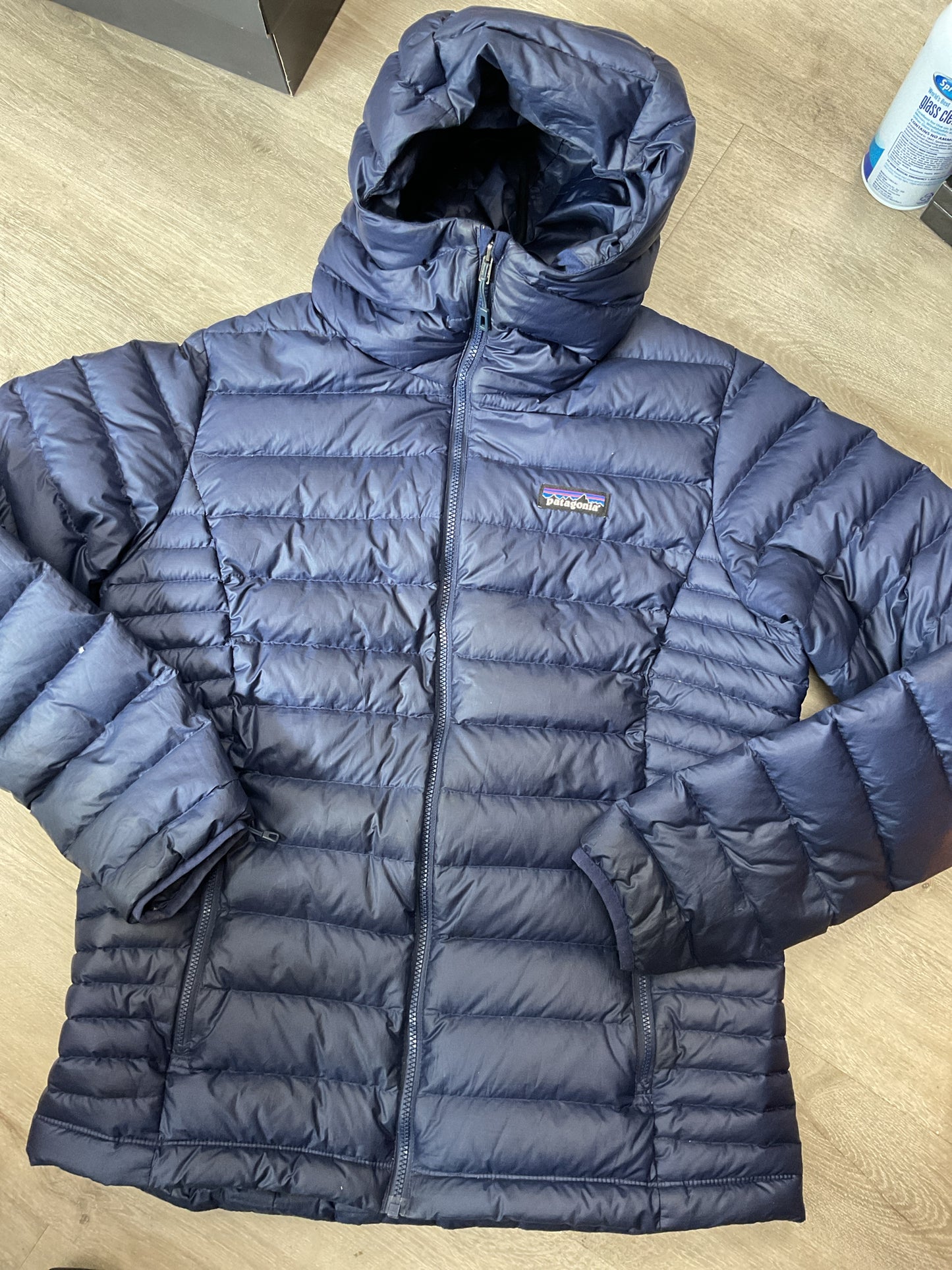 patagonia Size M Navy jacket ladies goose down