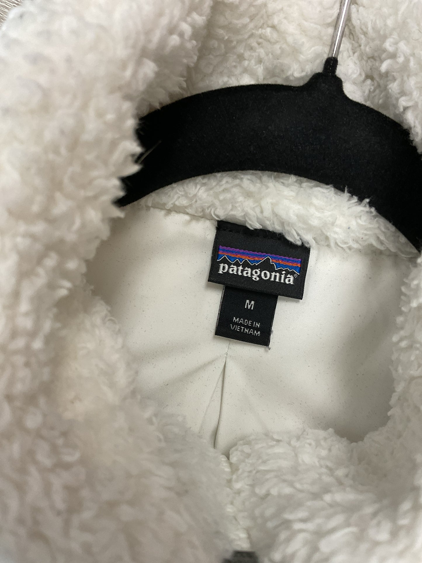 patagonia Size S White Vest says Medium zip fleece