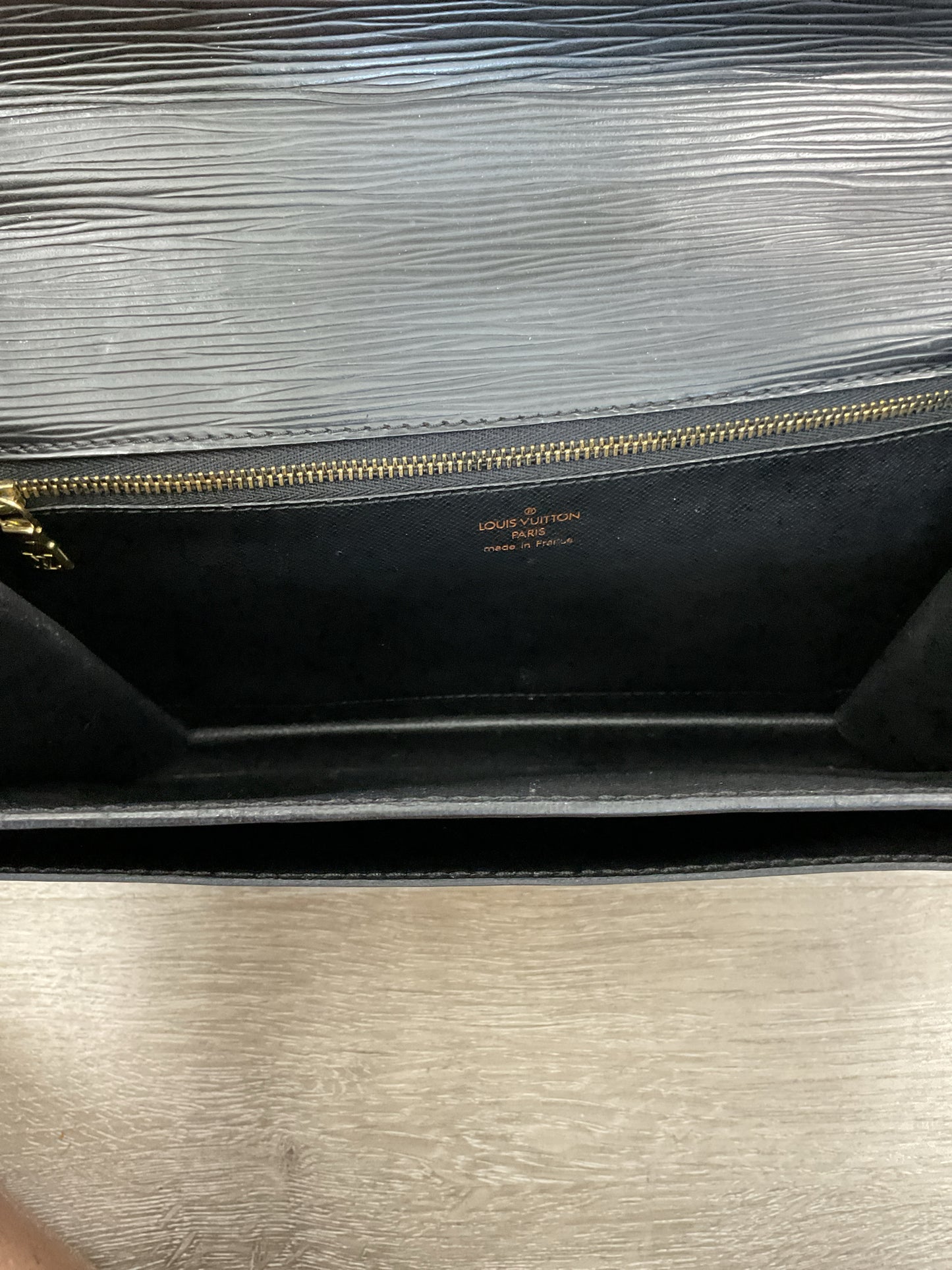 LOUIS VUITTON Purse  Monceau 28 black epi leather 1996