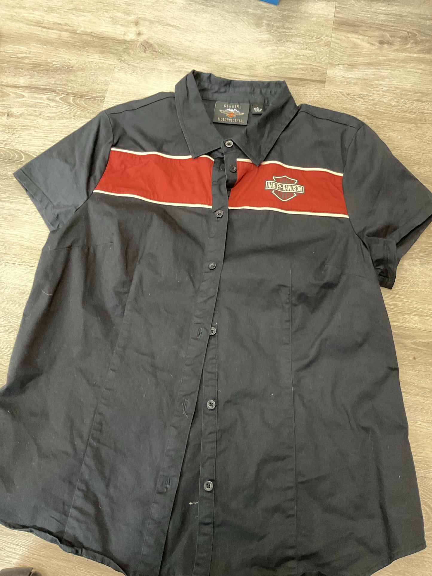 Harley Davidson Size L Black Shirt short sleeve blouse in excellent shape