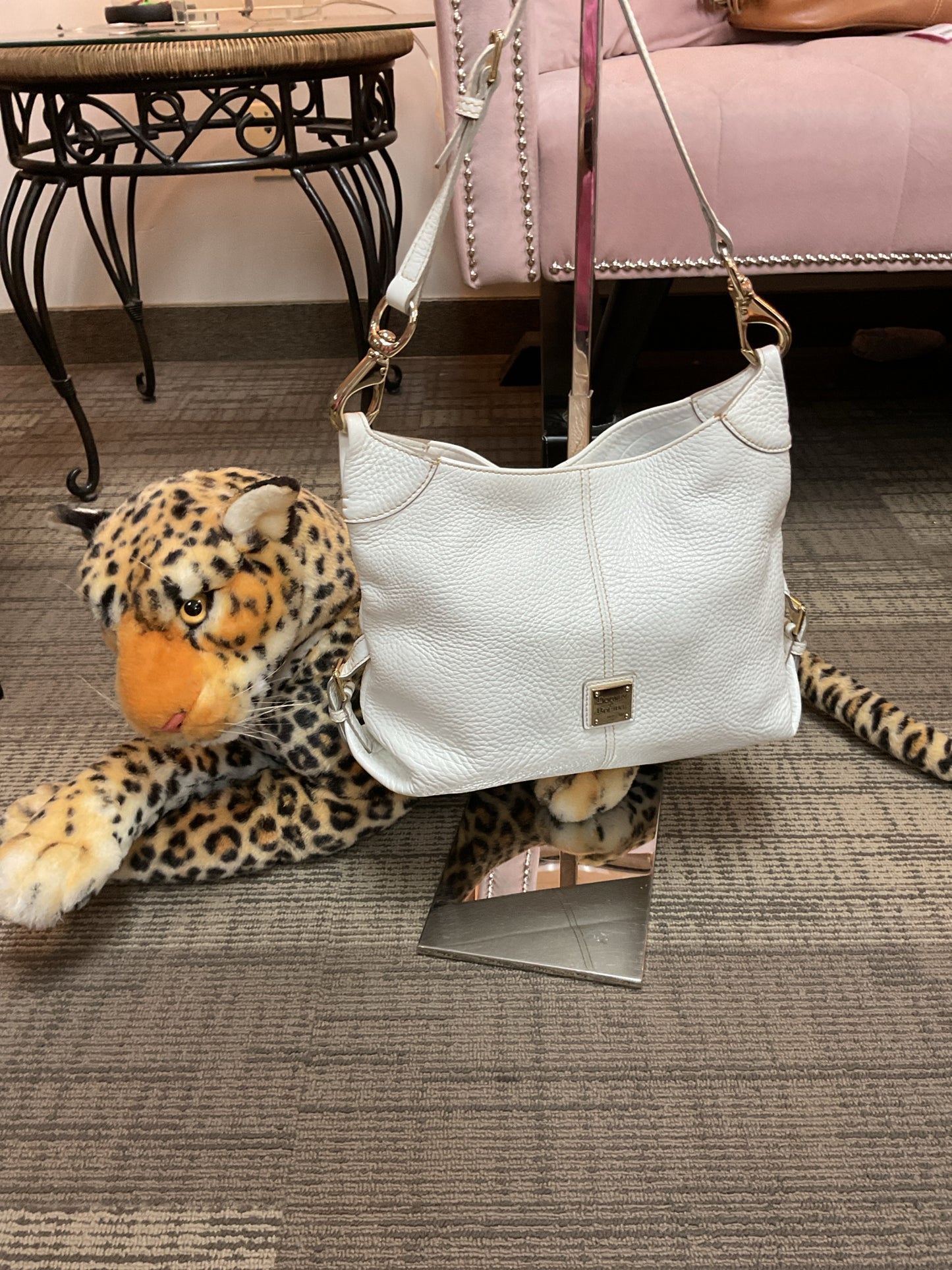 Dooney & Bourke Purse medium white pebbled leather shoulder bag