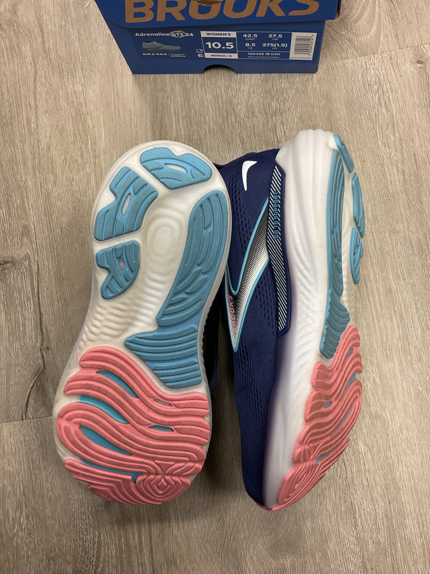 BROOKS 10.5 Blue shoes worn very little Glycerin 22