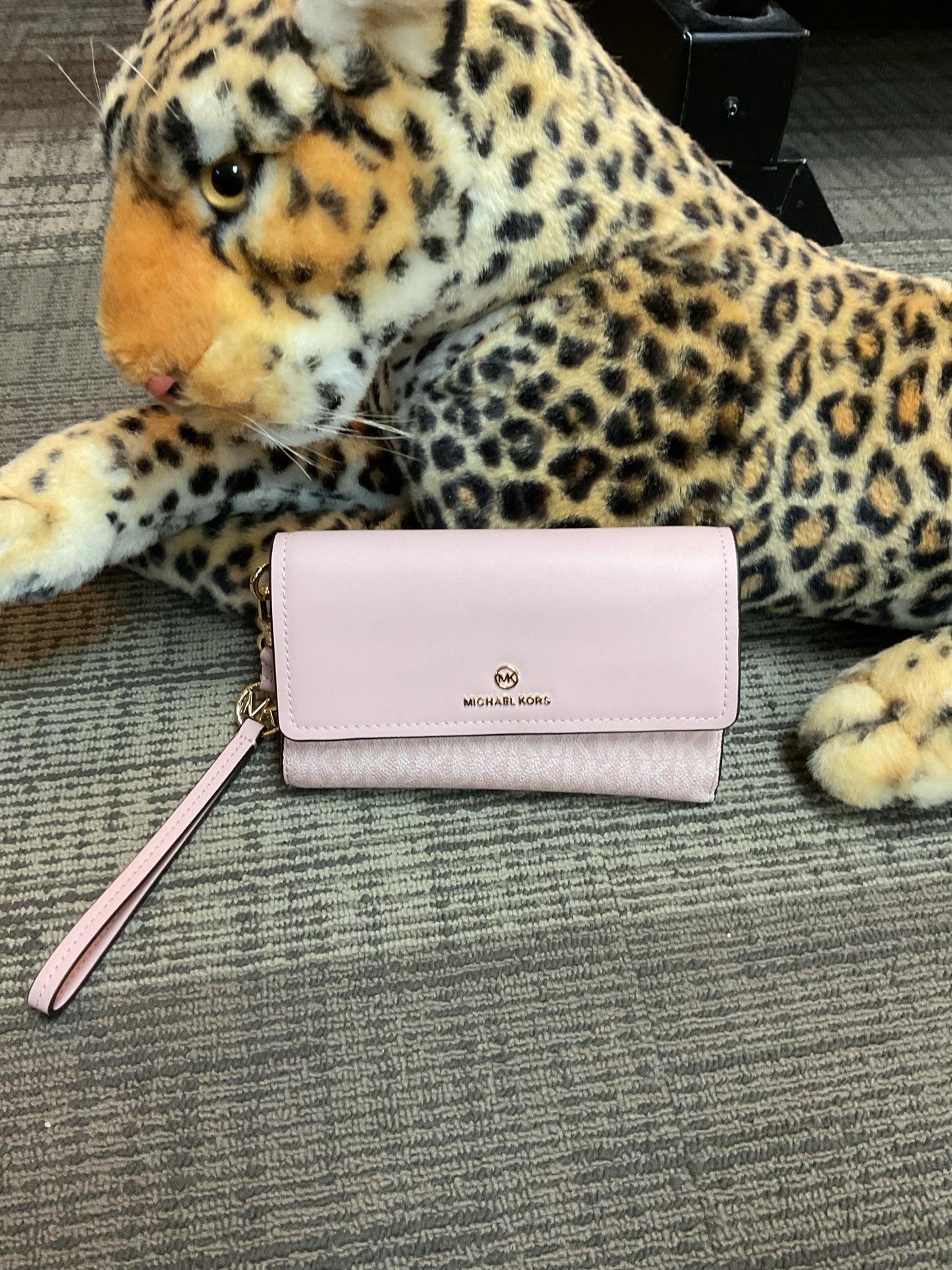 Michael Kors Wallet full size flap wristlet phone case big phone fits in it