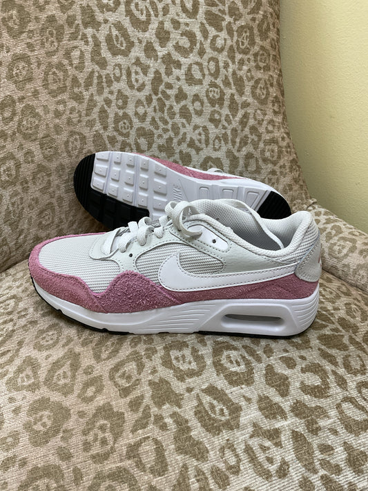 Nike size 6.5 Air Max  shoes