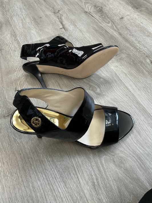 Michael Kors 6 Black Sandals