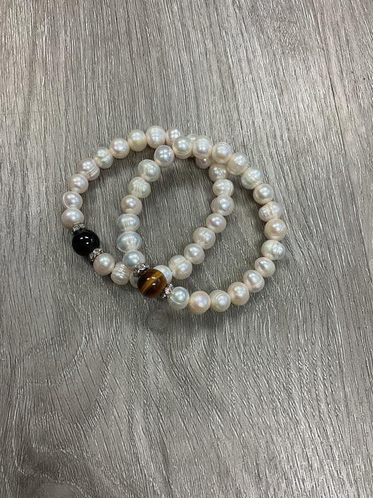 fashion Bracelet set of freshwater pearls with tiger eye bead and onyx