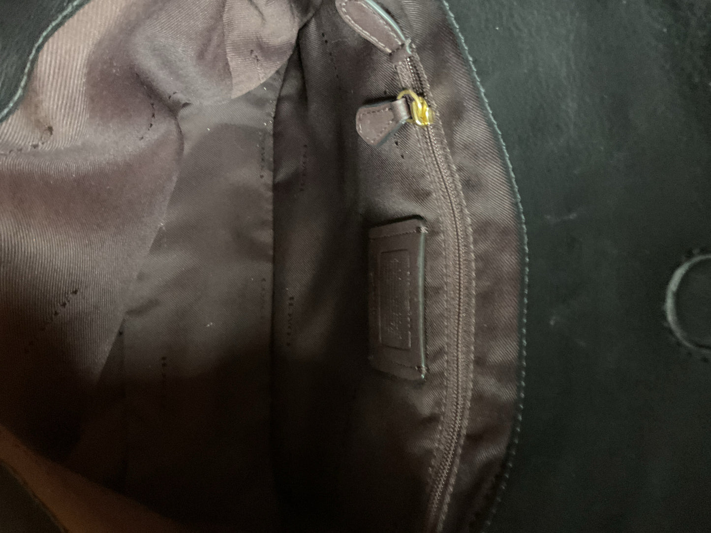 coach Purse 88344 Maddy Hobo Glovetanned Leather Crossbody Bag Zip Pouch black